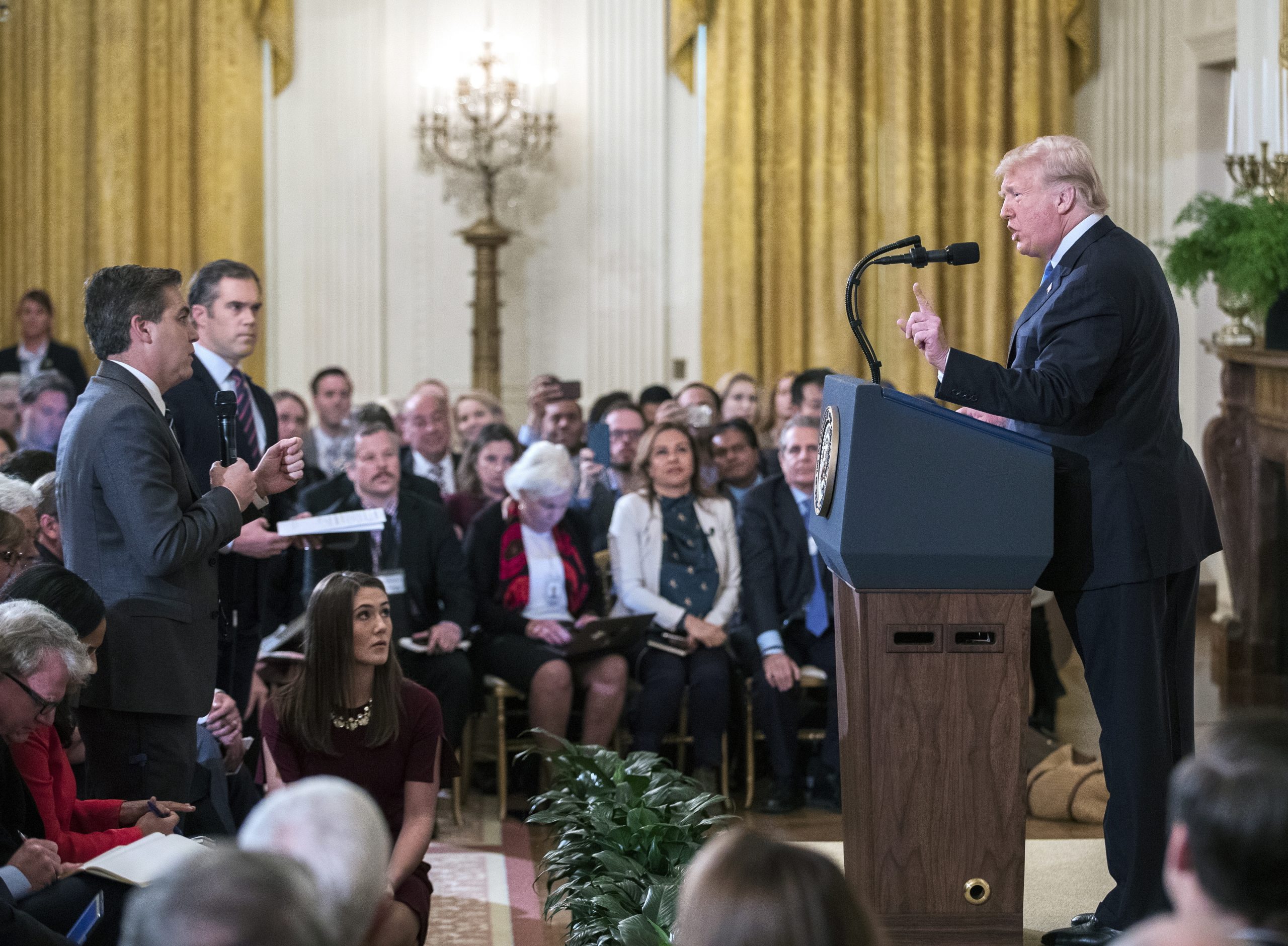 Fox News apoia rival CNN em processo legal contra Trump