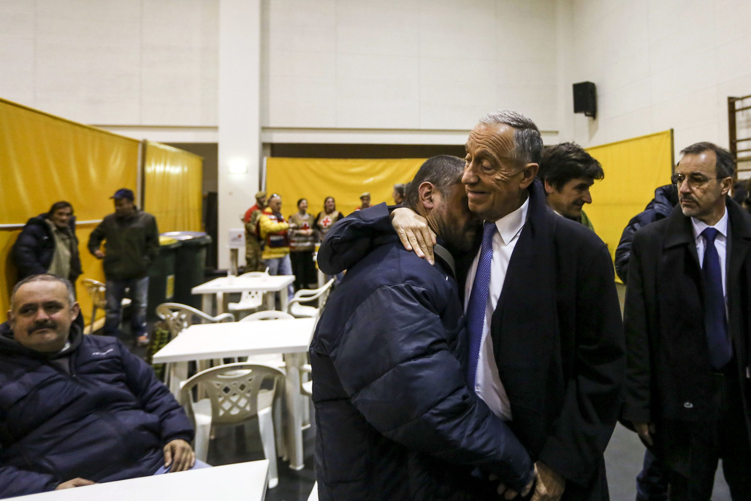 Marcelo elogiado por ser “a voz dos sem voz” em Portugal