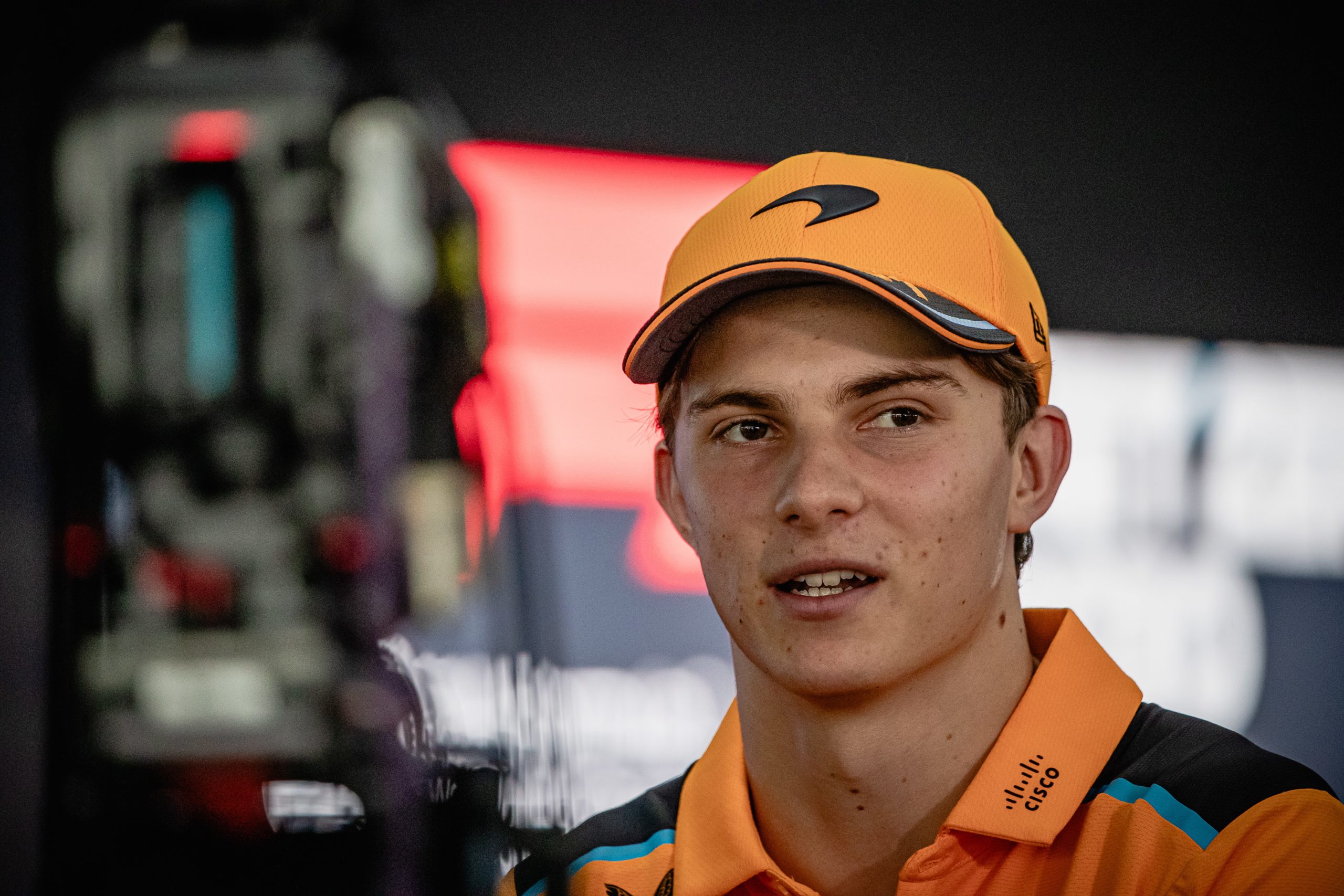 Em dobradinha da McLaren, Piastri vence GP da Hungria. É o primeiro piloto nascido no século XXI a vencer na F1
