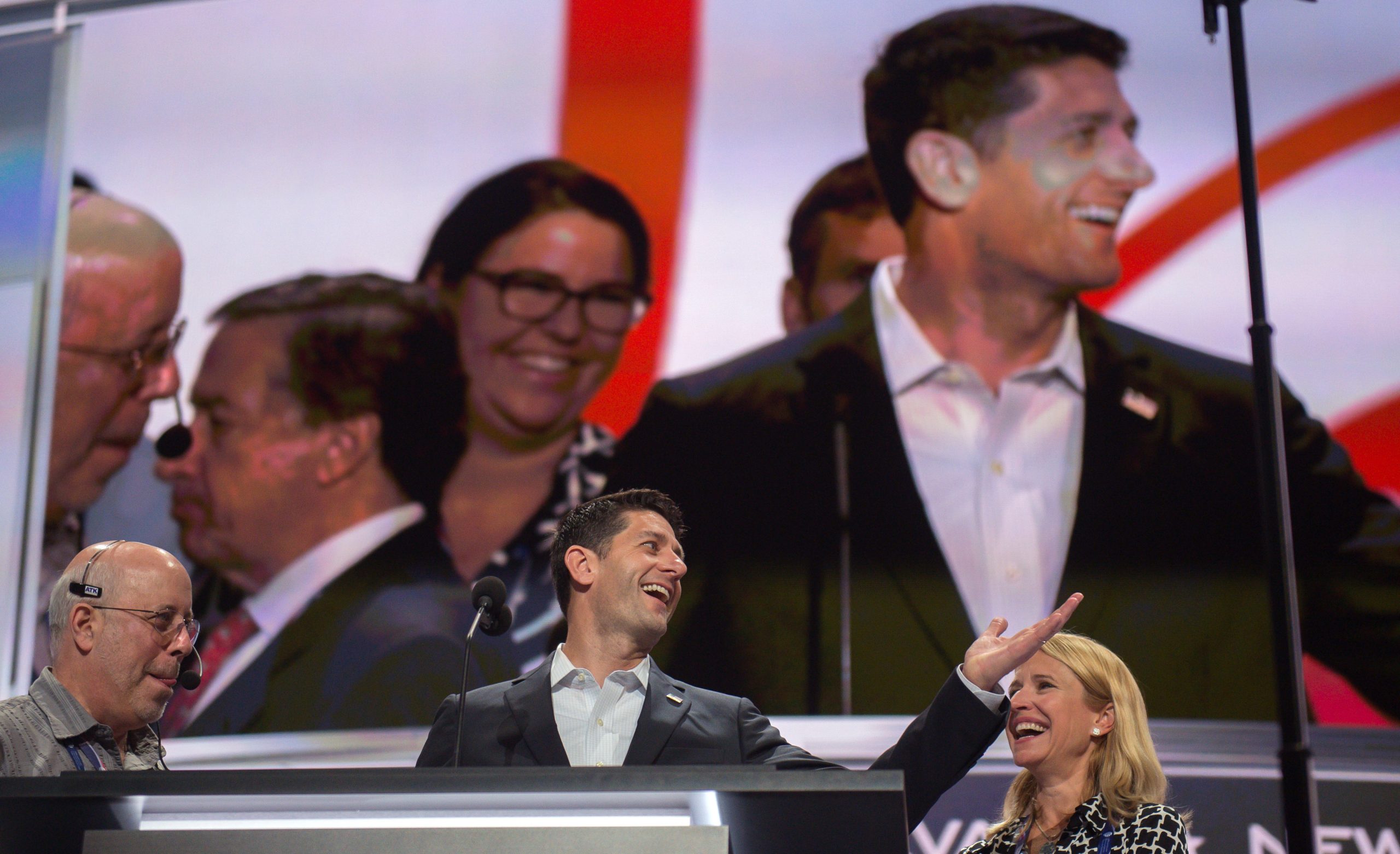 Uma selfie de Paul Ryan diz mais que mil palavras de Trump