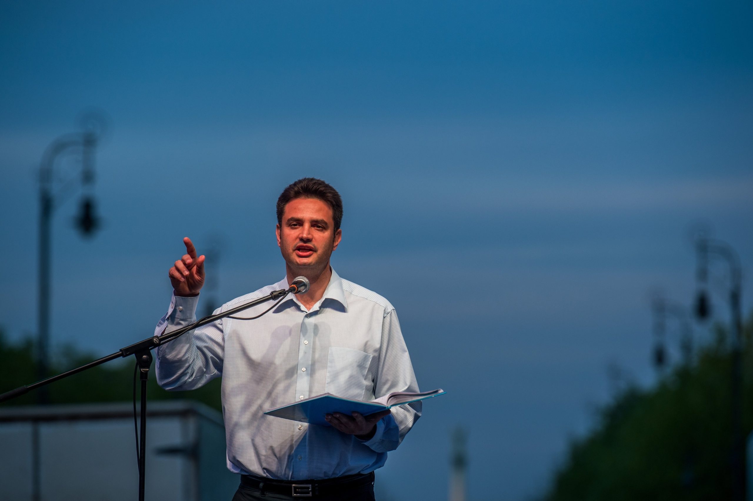 Independente Péter Márki-Zay será principal rival de Orbán nas legislativas húngaras