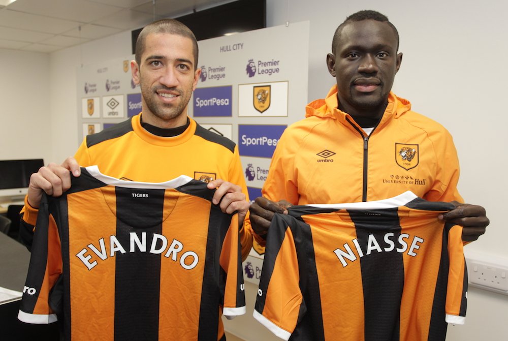 Marco Silva reforça-se em Portugal. Evandro assina pelo Hull City