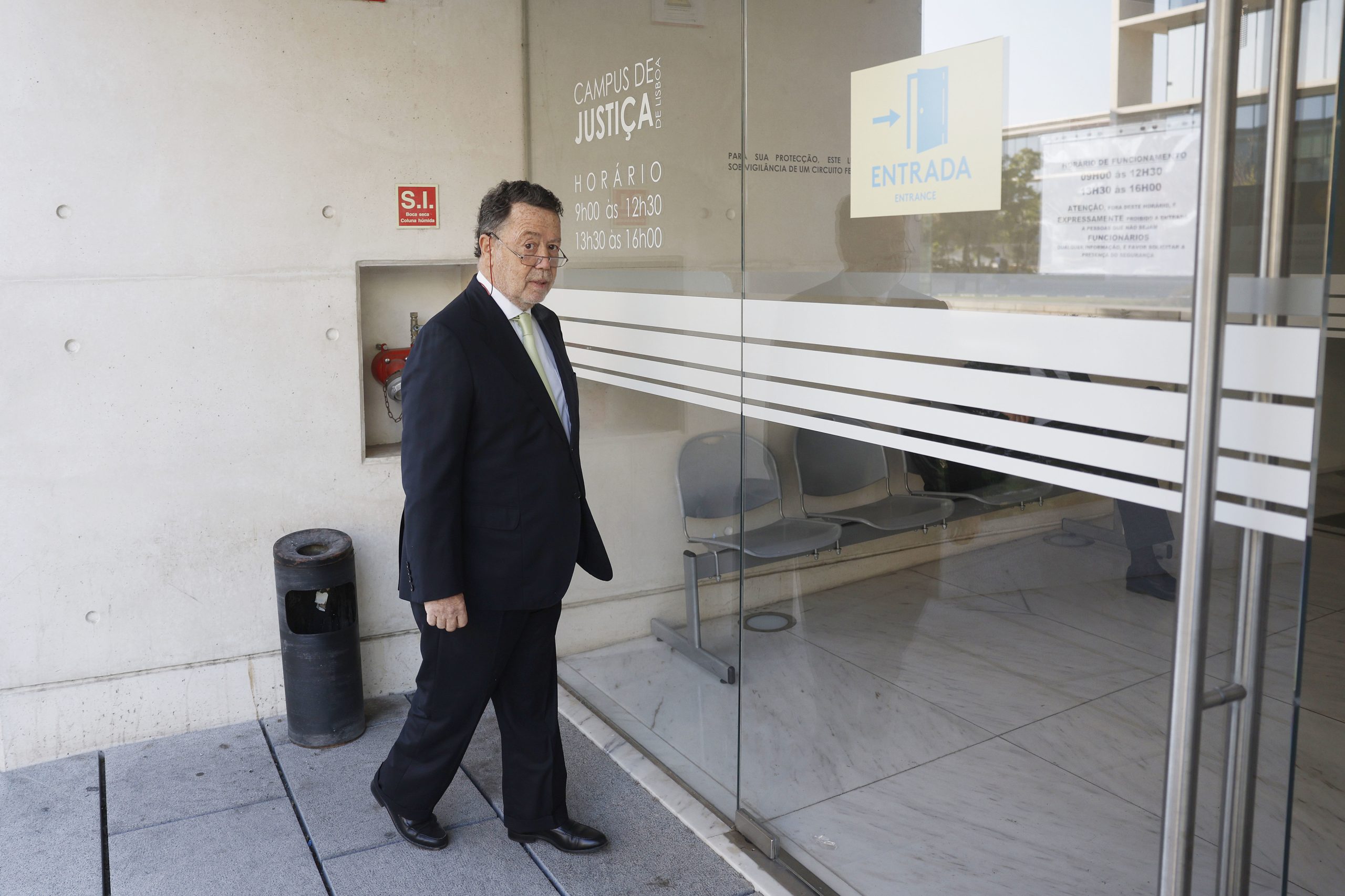 Caso EDP: Inspetor tributário realça pagamentos a Manuel Pinho nos ficheiros do GES