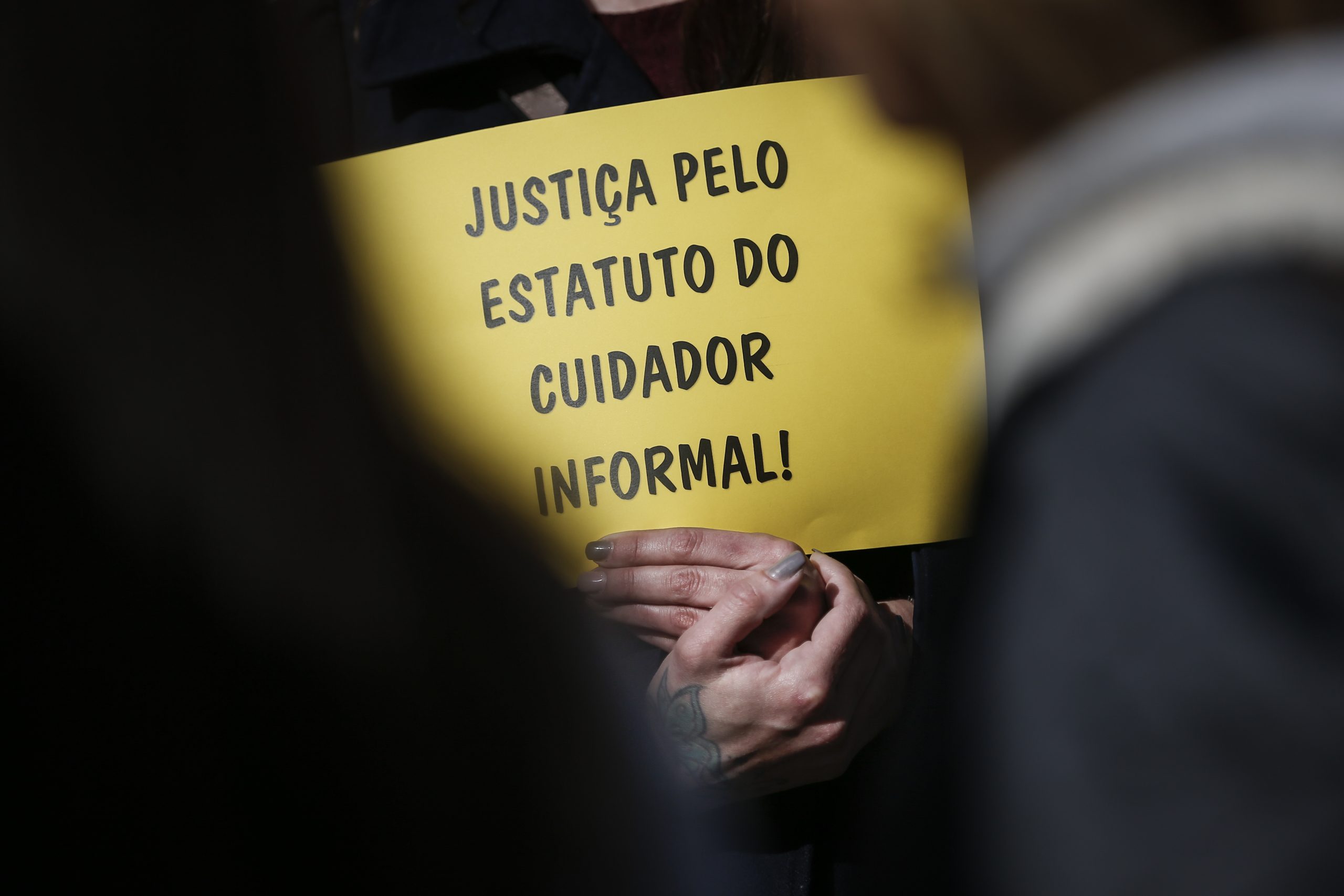 Ministra da Saúde diz estatuto do cuidador é um processo gradual