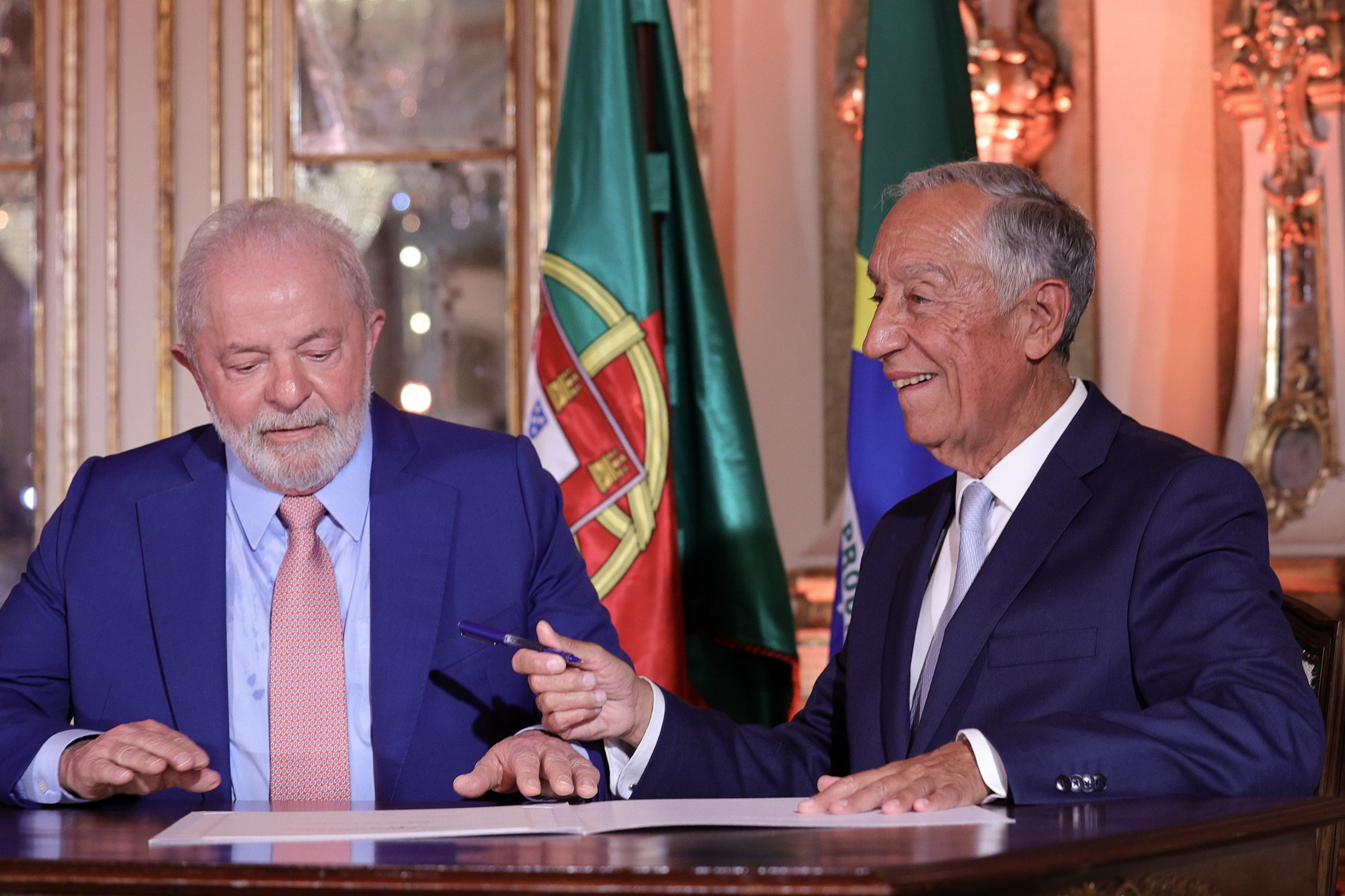 Lula “estável” e “sem sequelas” após cirurgia. Marcelo já enviou votos de rápida recuperação