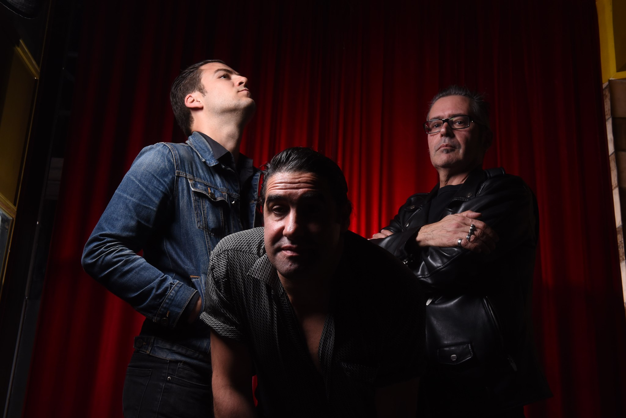 Trio de rock de Coimbra, The Twist Connection, lança álbum coproduzido por guitarrista de Morrisey