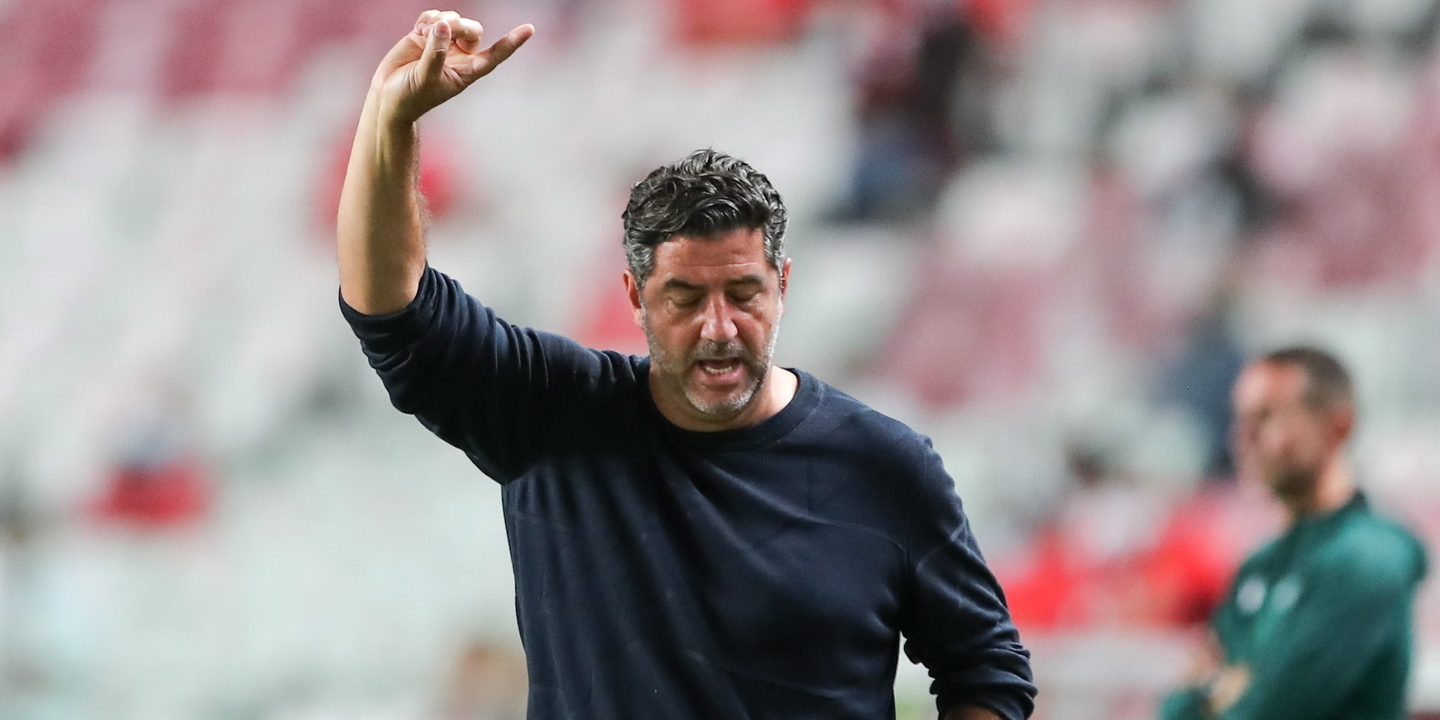 Rui Vitória abandona comando técnico do Spartak Moscovo