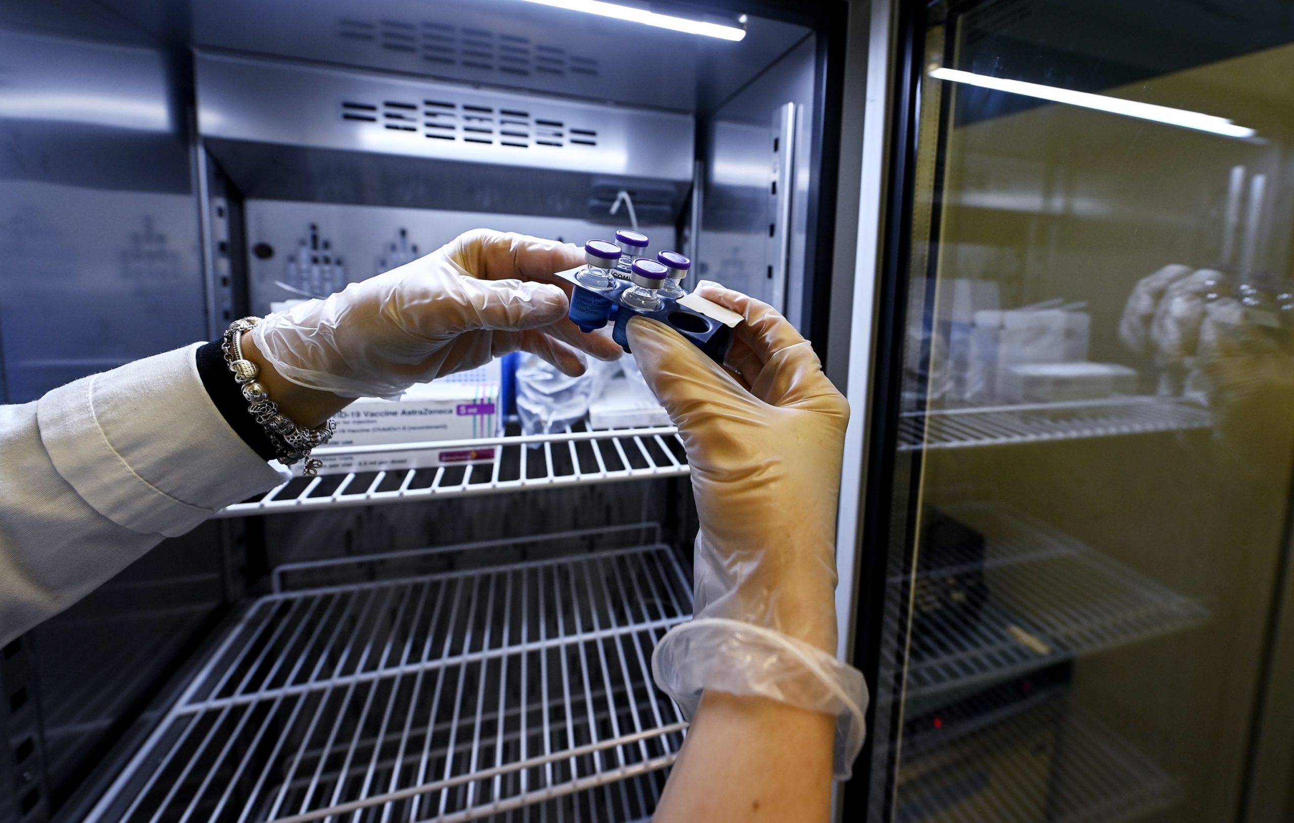 Brasil chega a 562,9 milhões de doses de vacinas após acordo com Pfizer e Janssen