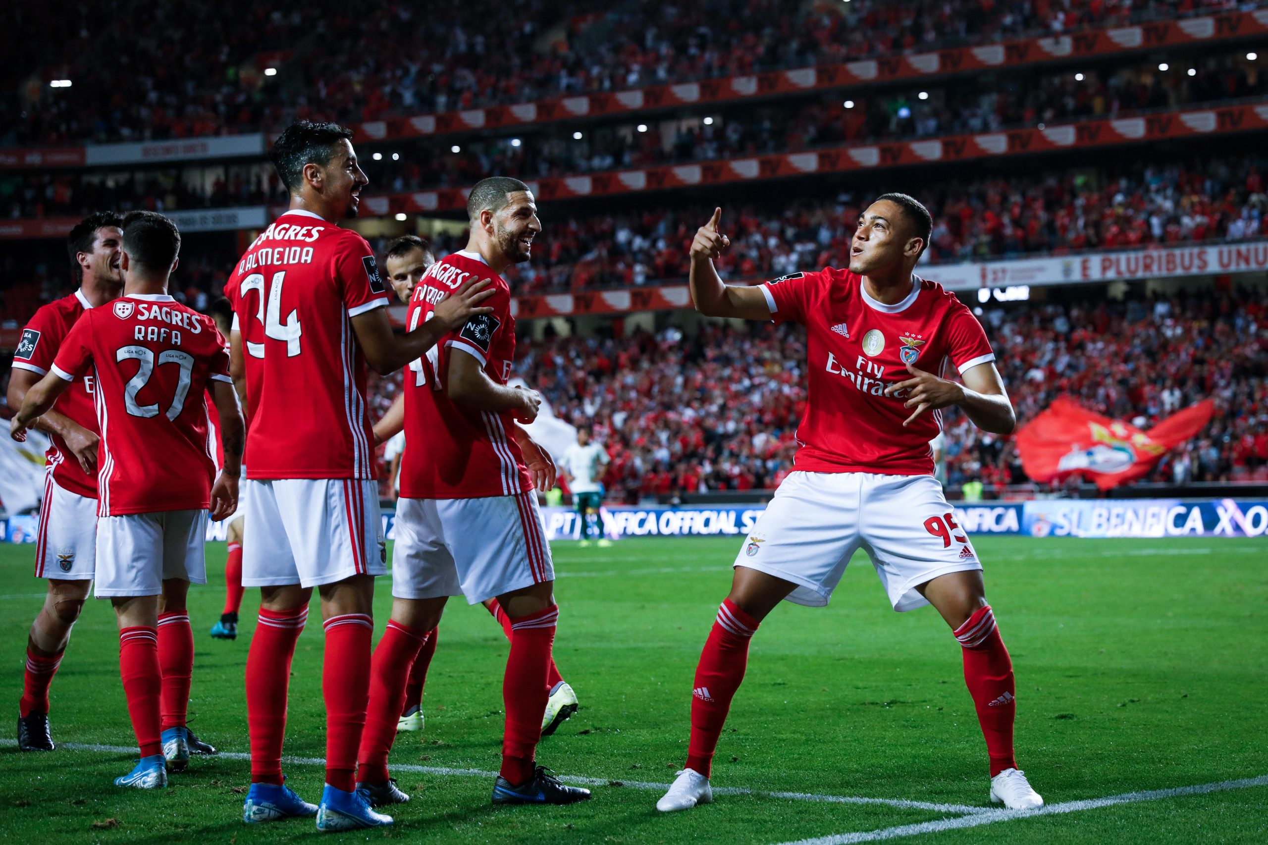 Benfica tenta em São Petersburgo somar primeiro triunfo na ‘Champions’