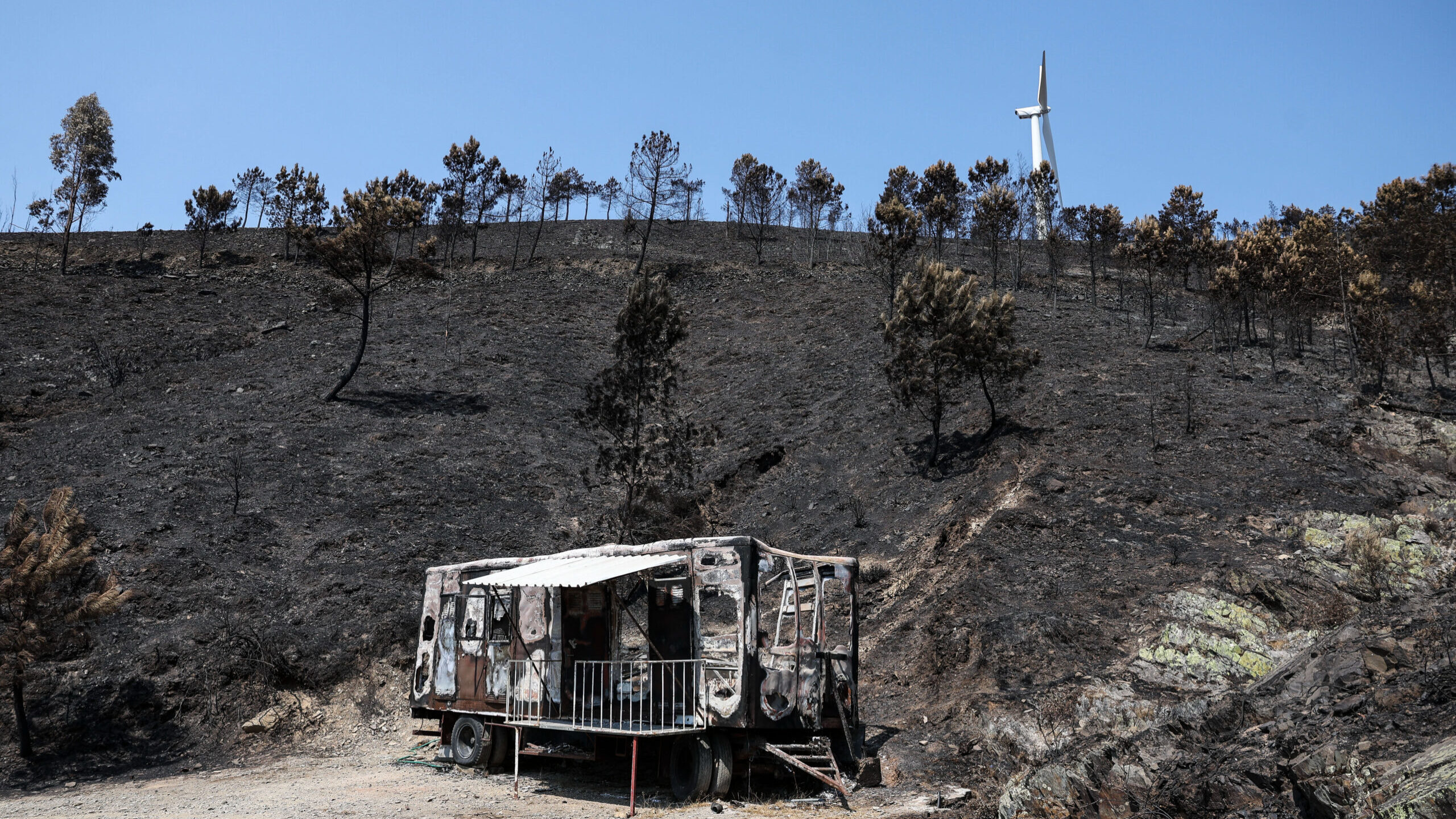 Incêndios em Portugal e Espanha vão afetar qualidade do ar em toda a Europa, alerta ONU