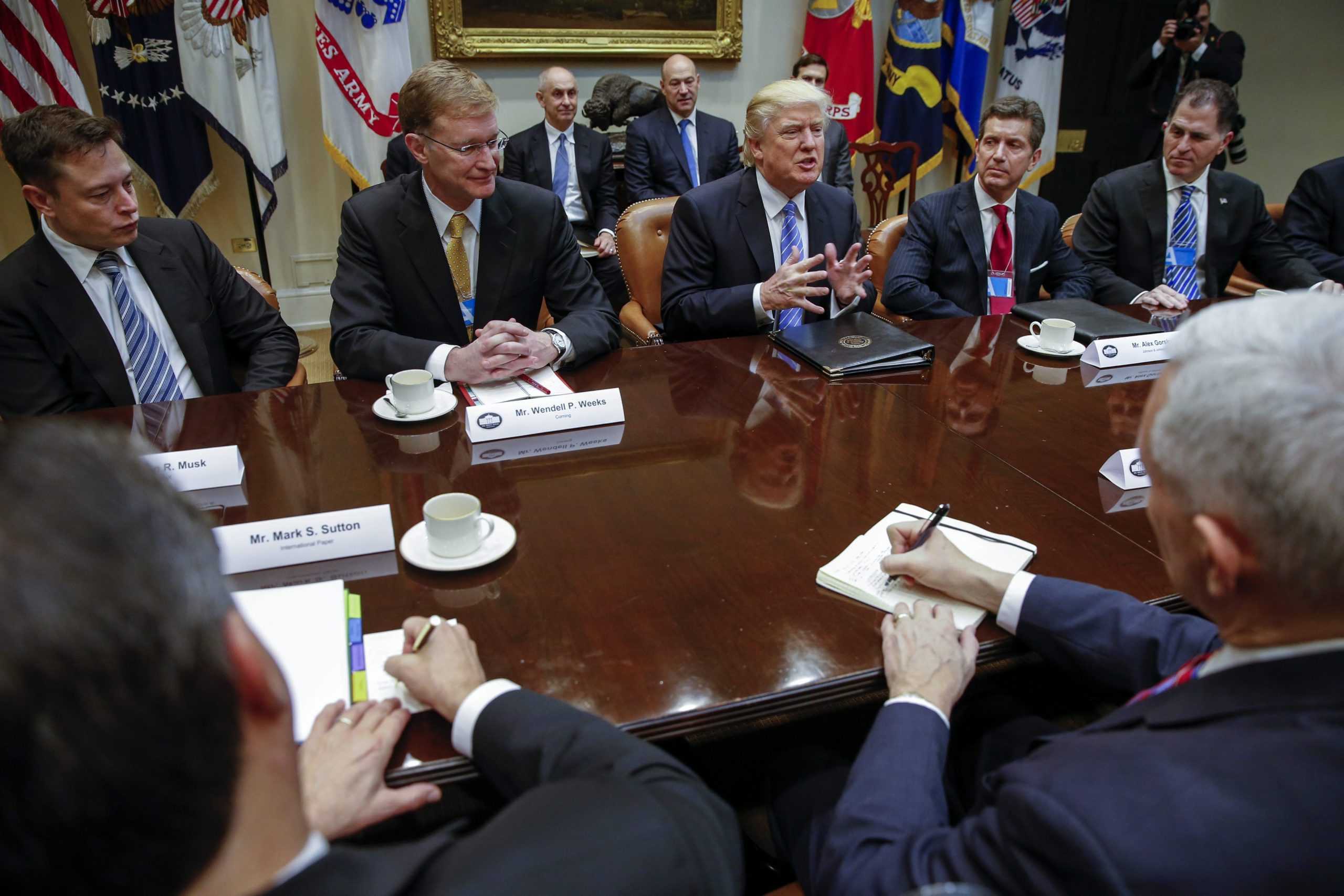 Escolha de Trump para embaixador UE prevê mudança sísmica na relação transatlântica