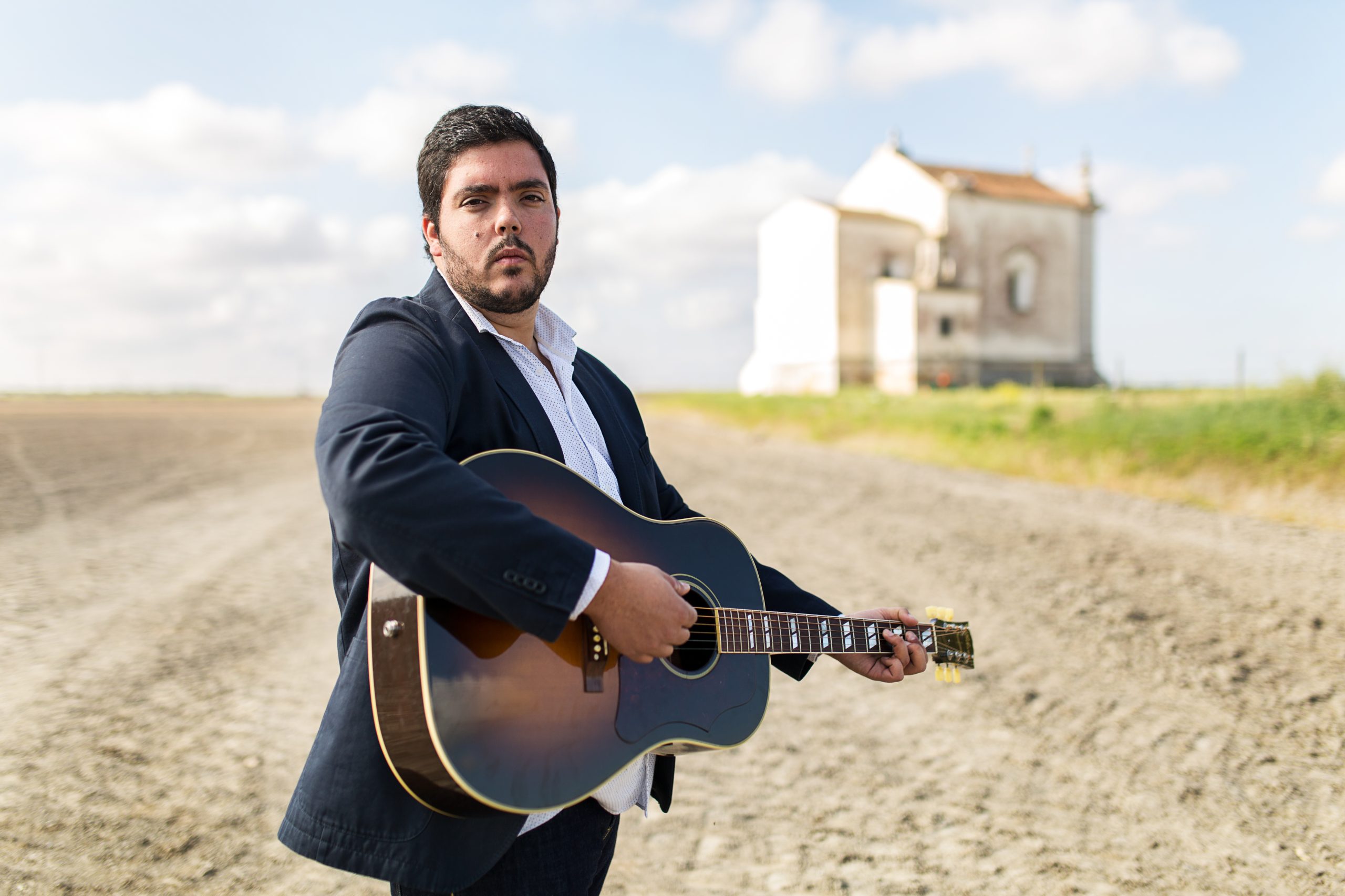 João Só: “Quando me acusam de ser um artista demasiado pop, acho que é o maior elogio que me podem fazer”