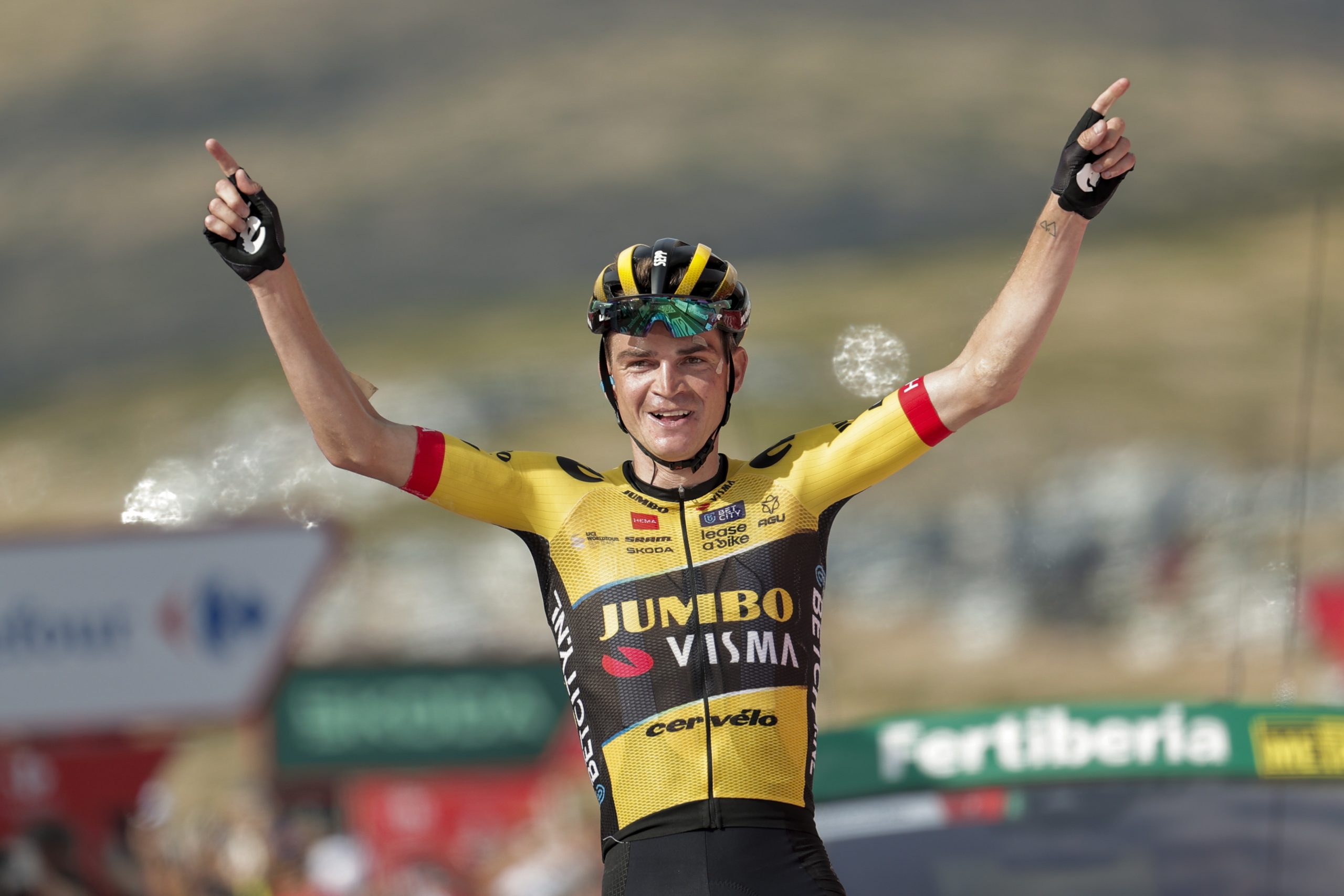 Sepp Kuss vence sexta etapa da Vuelta e Lenny Martinez assume liderança da geral