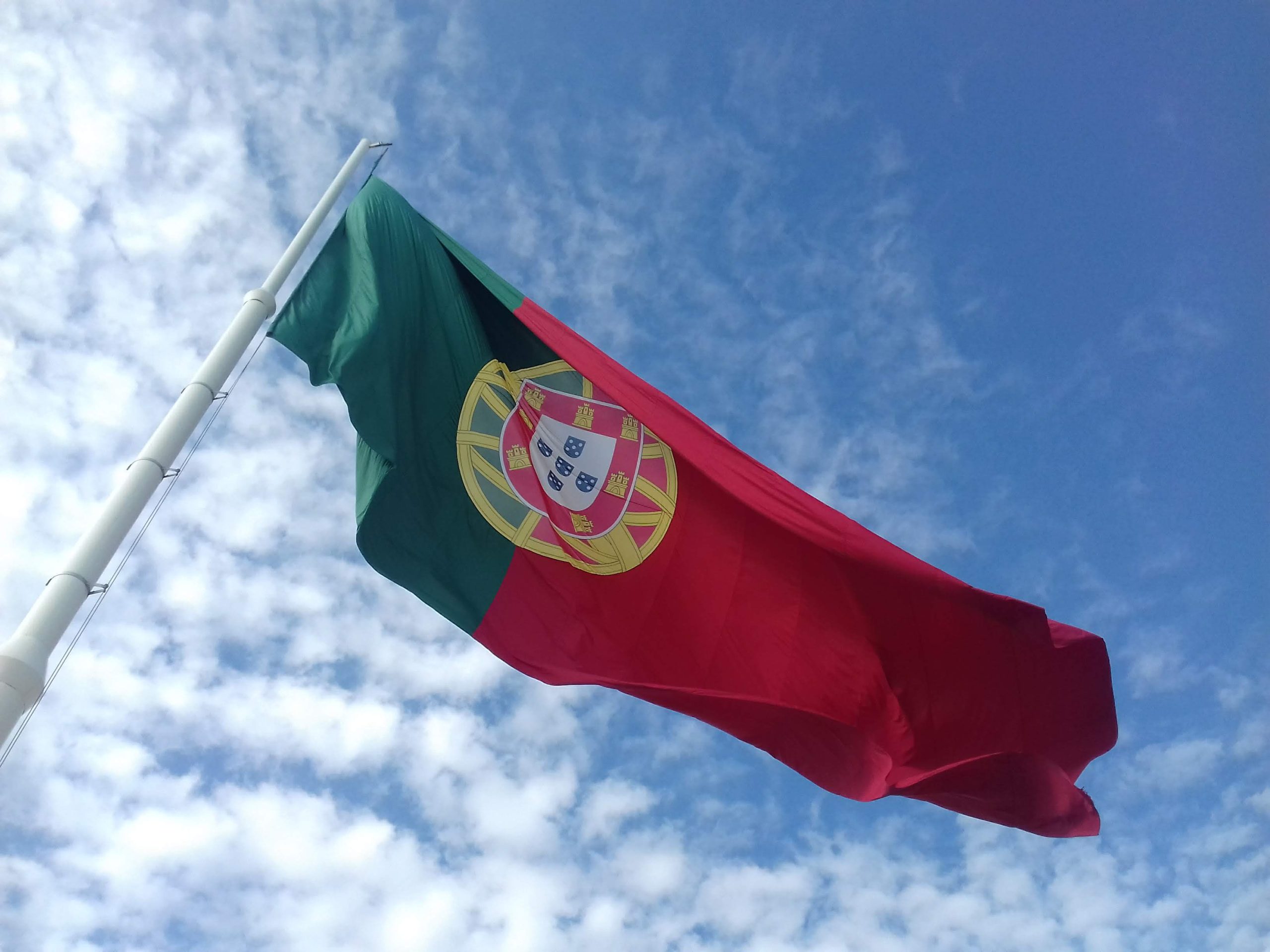 Parlamento ratifica tratado de extradição celebrado entre Portugal e o Uruguai