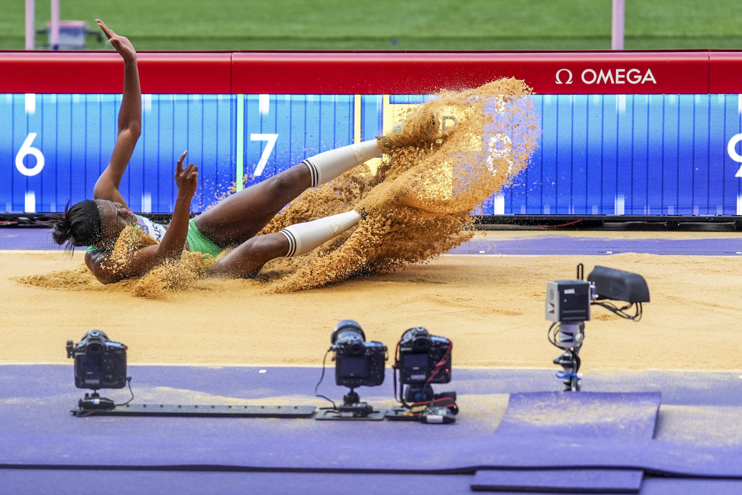 Agate Sousa conquista ouro no salto em comprimento nos Mundiais indoor