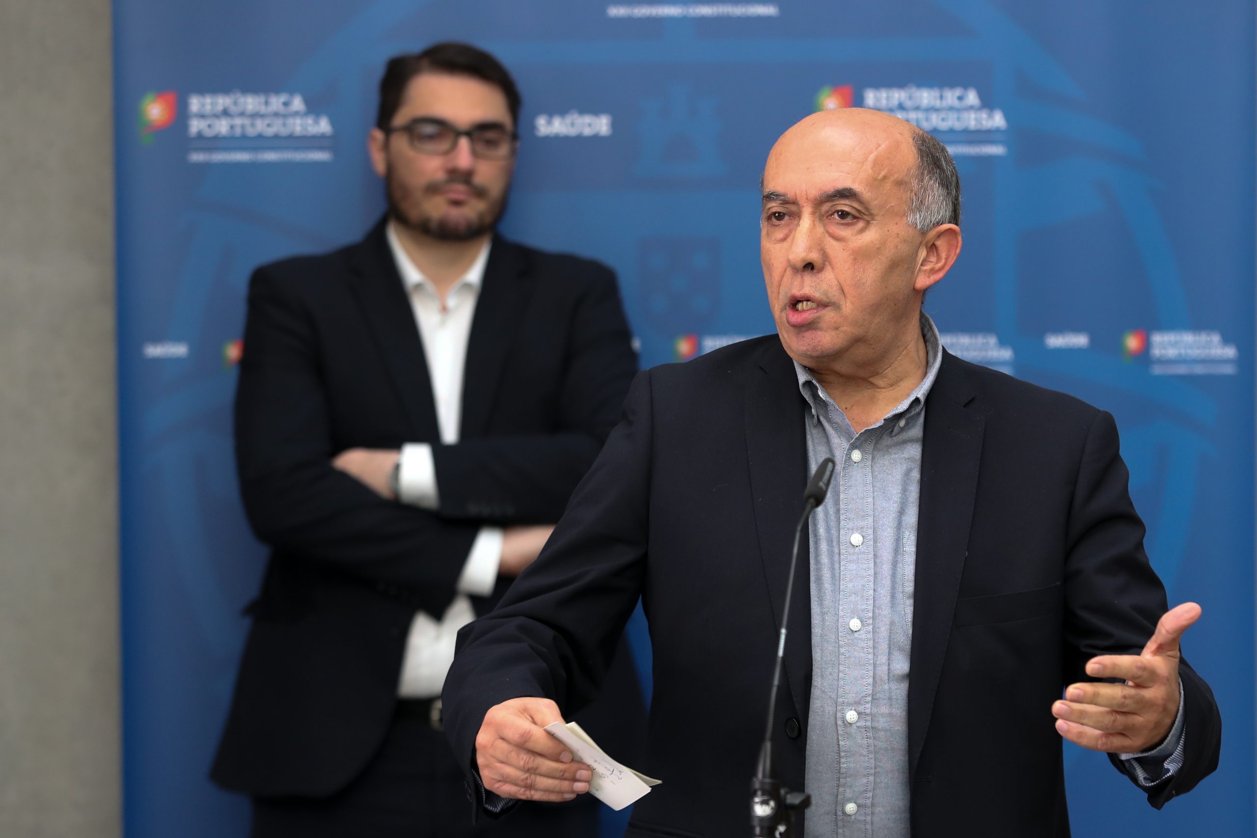 Covid-19: PCP indica que restauração representa apenas 2% dos contágios