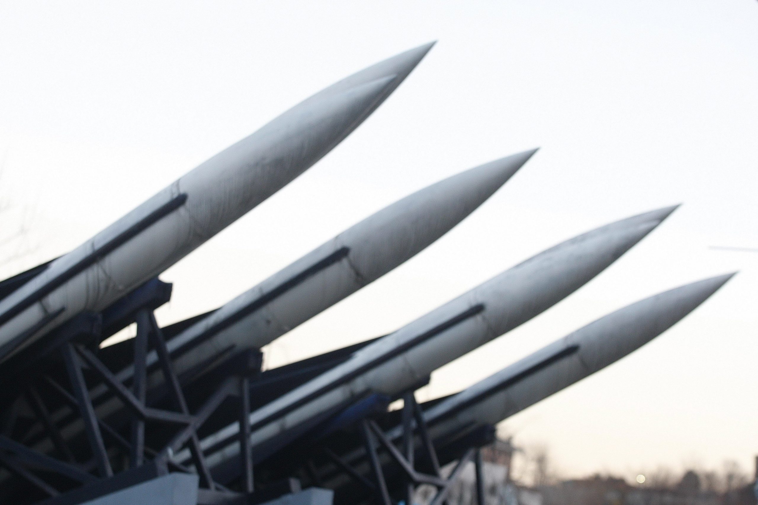 EUA, Japão e Coreia do Sul pedem reunião urgente sobre lançamento de míssil pela Coreia do Norte