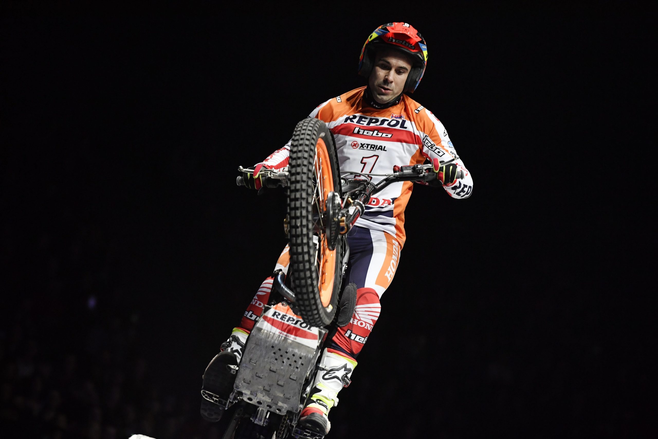 Toni Bou mantém invencibilidade no Mundial trial ao vencer em Gouveia