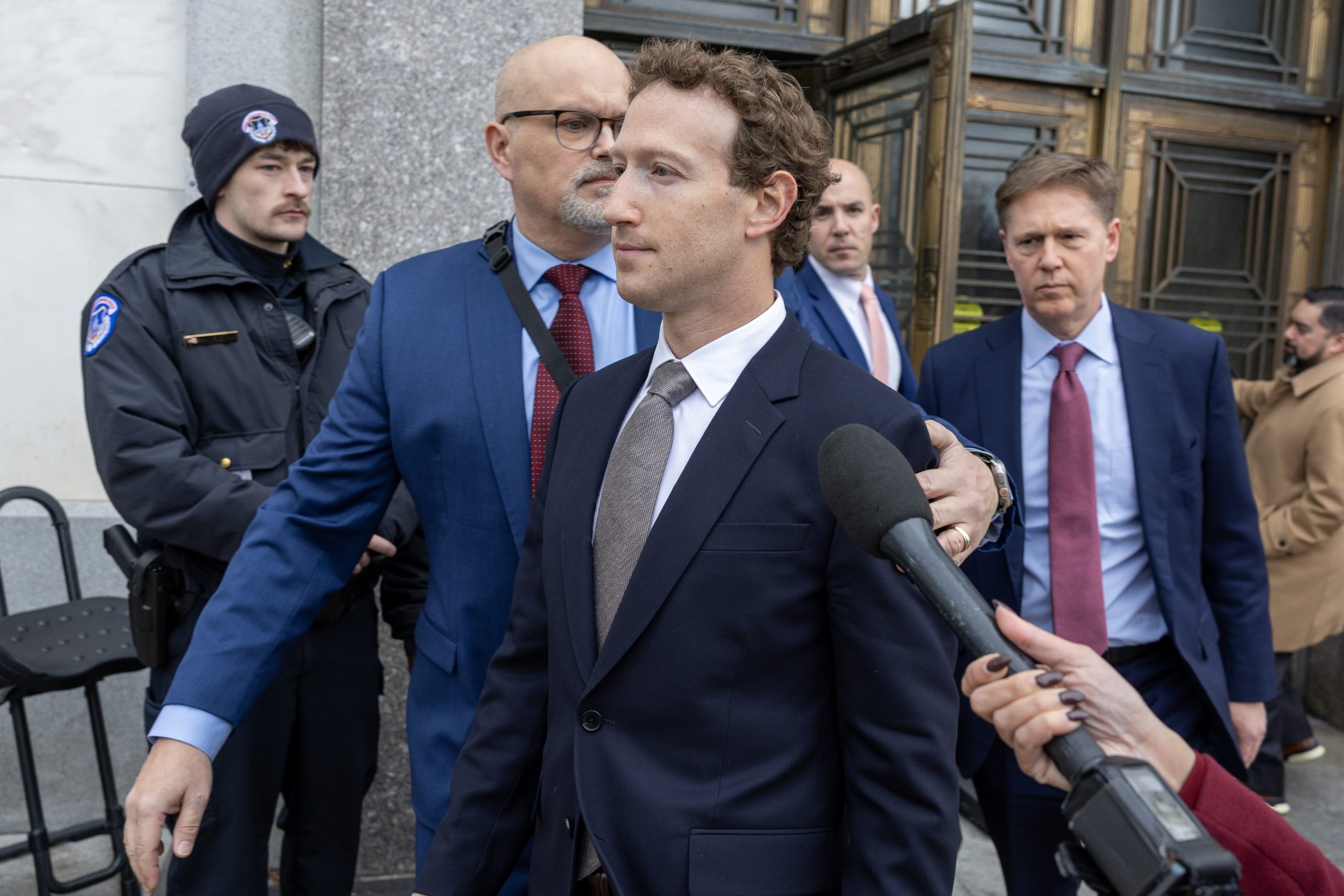 Meta em tribunal por “design viciante”: processo pode ser “fim das redes sociais como as conhecemos”