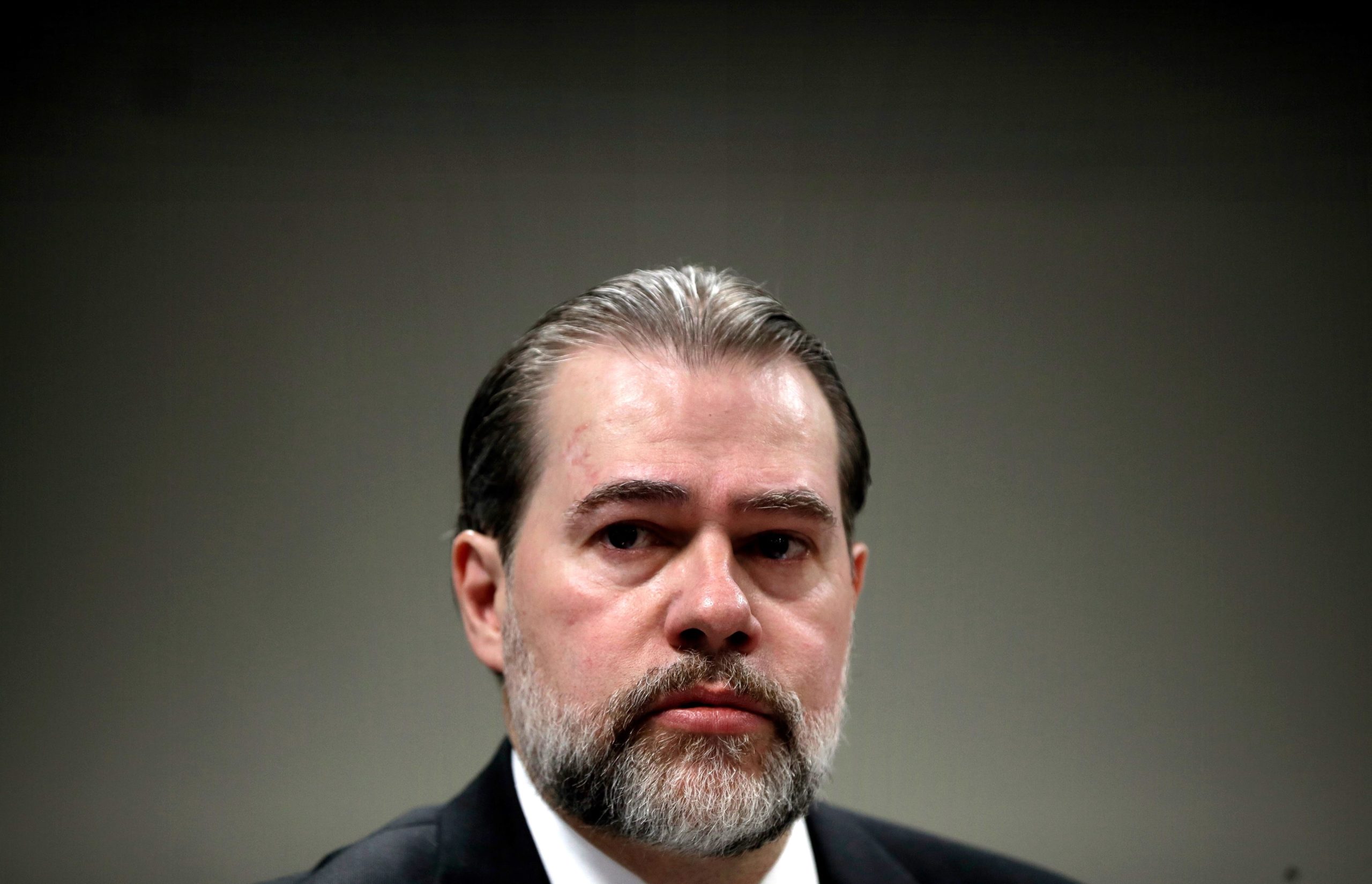 Supremo brasileiro adia sem prazo decisão que pode anular sentenças da Lava Jato