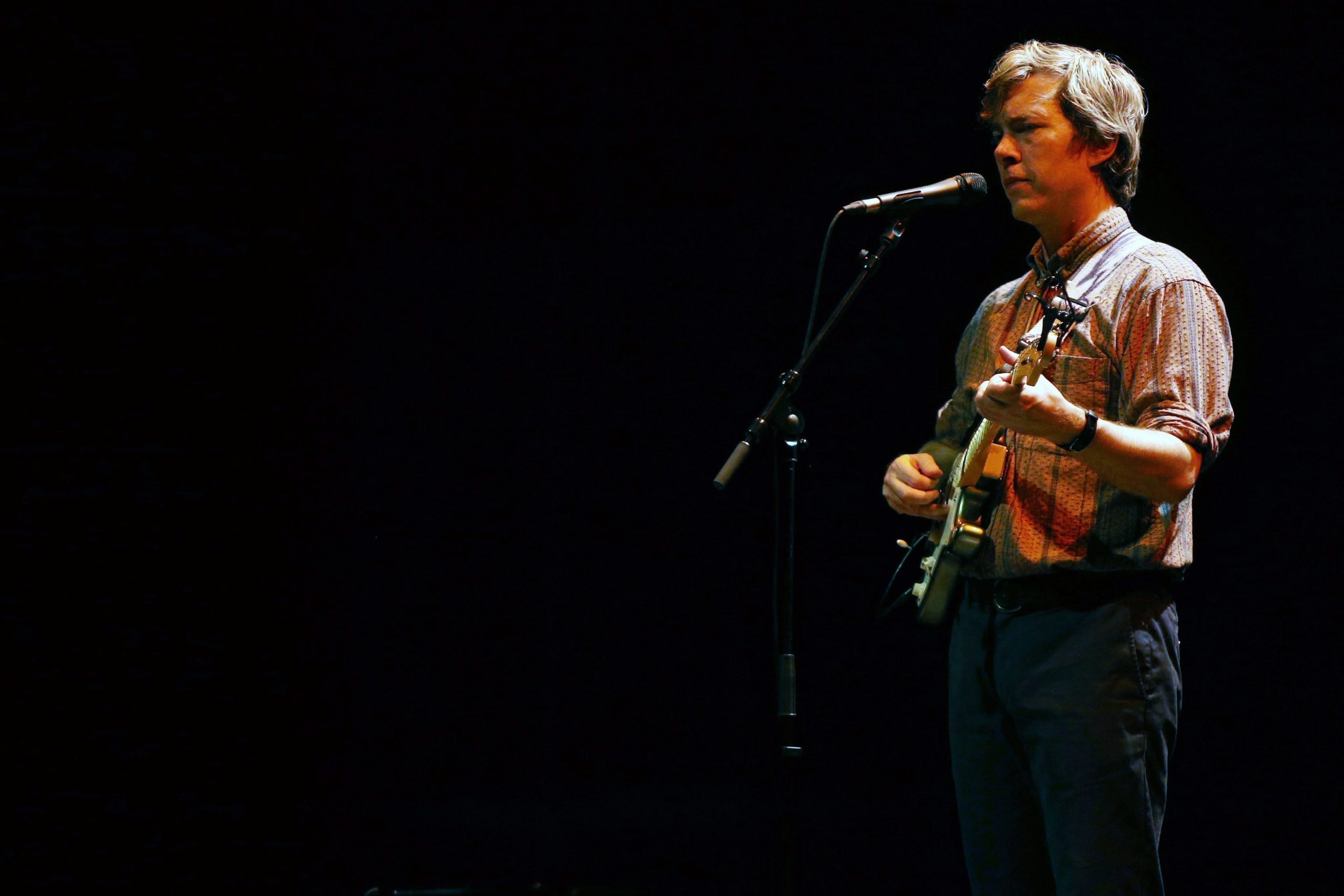 Concertos de norte-americano Bill Callahan em Portugal cancelados