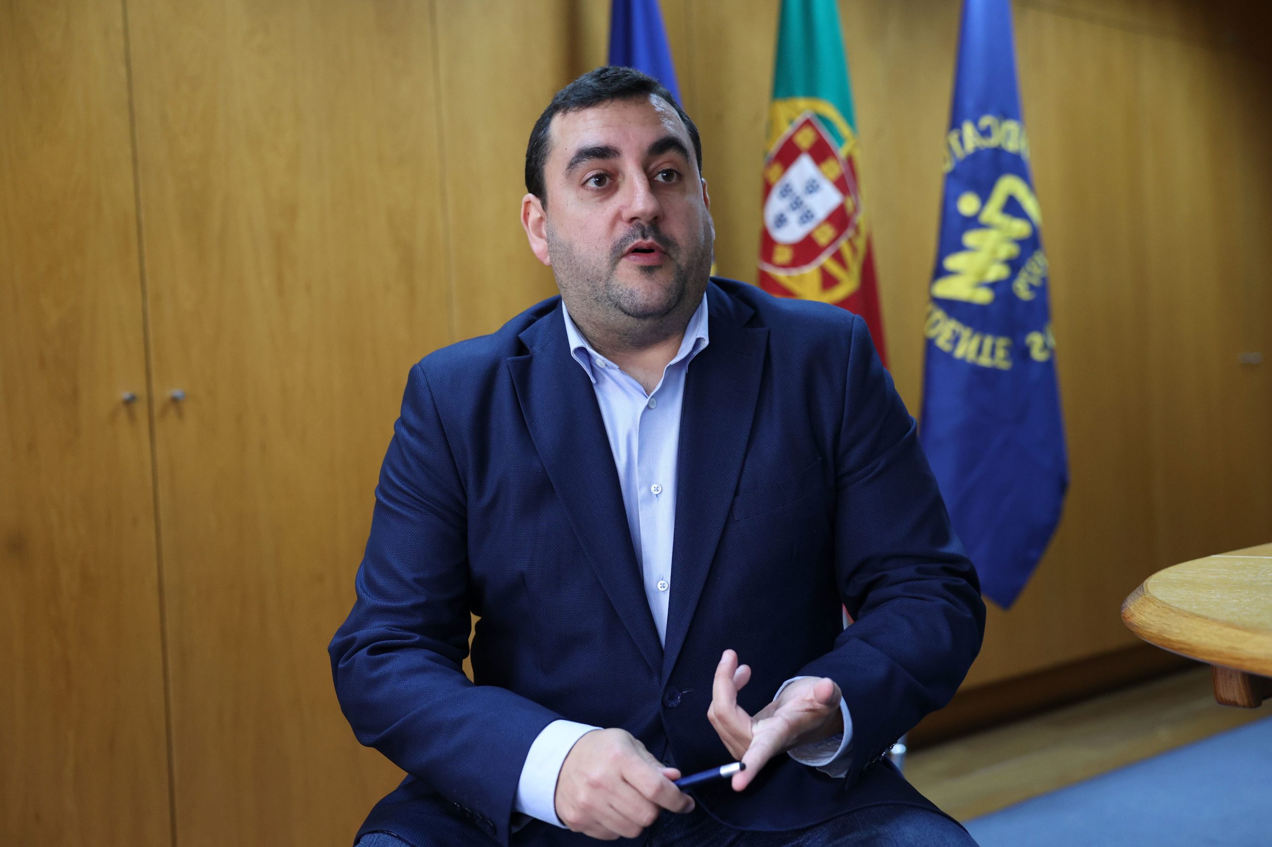 Sindicato Independente dos Médicos diz que SNS está a atravessar “crise de meia idade”