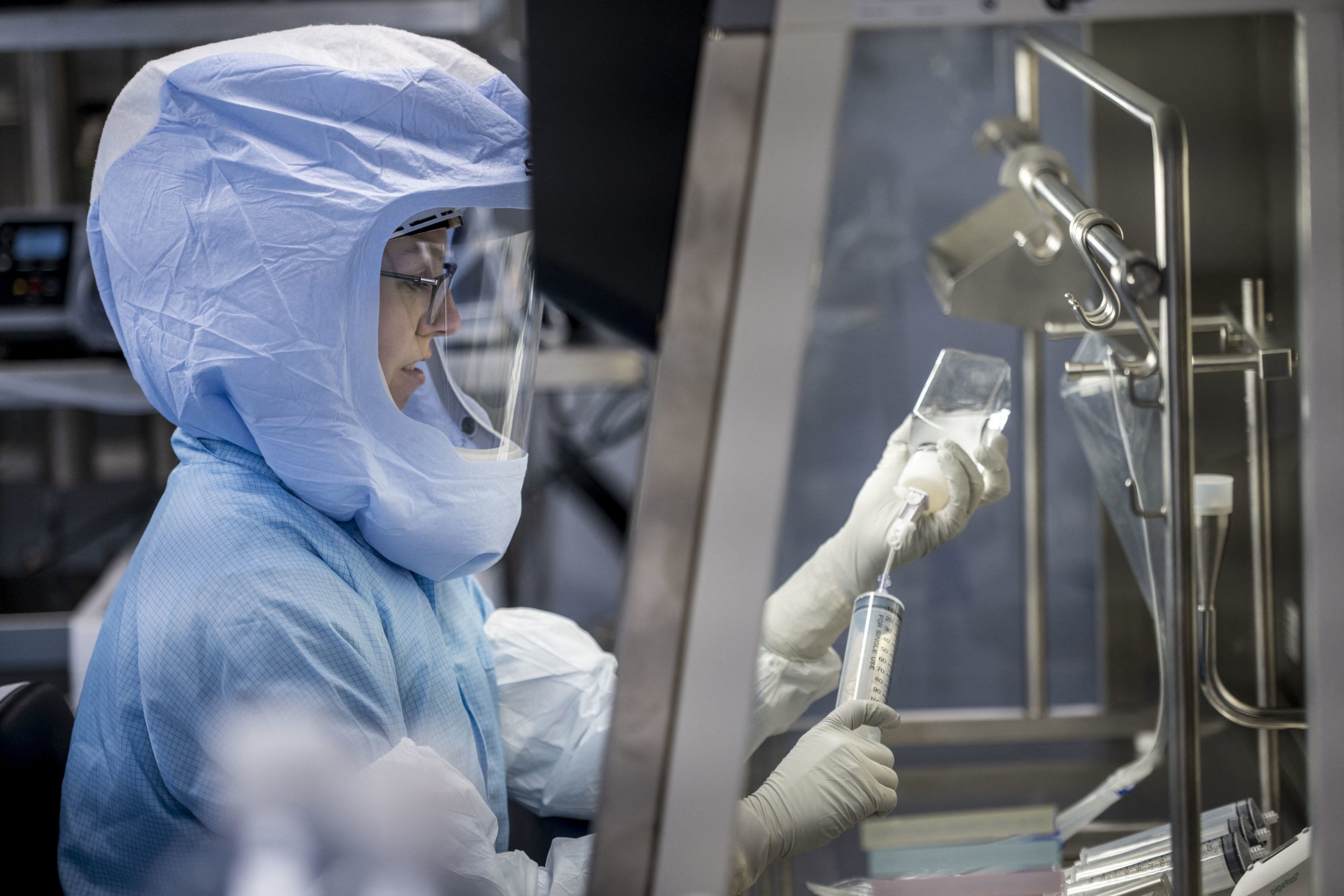 Da vacina contra a covid-19 ao cancro: como o RNA pode mudar o futuro dos tratamentos