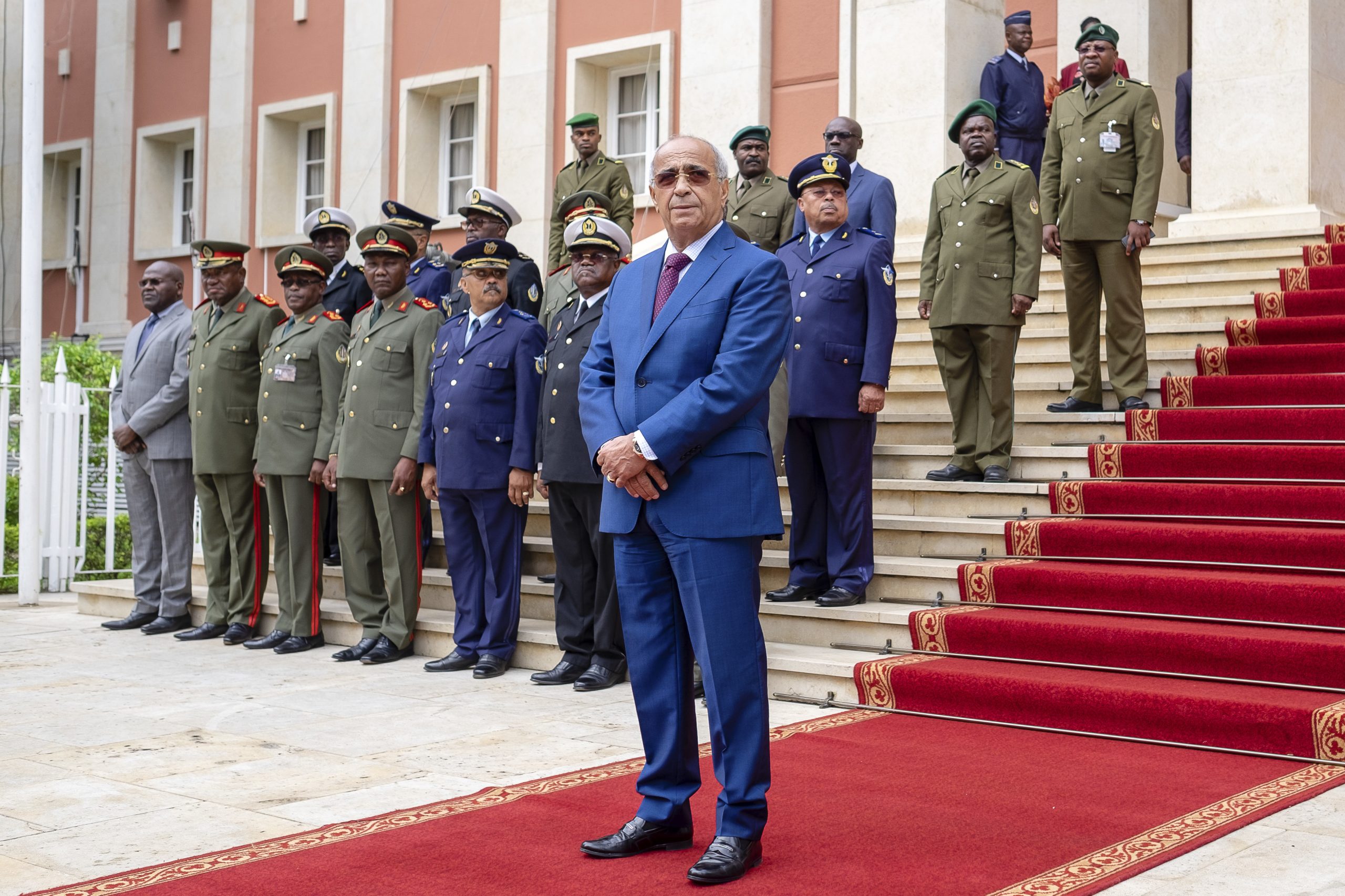 Ministro da Defesa de Angola elogia “sã e profícua parceria” com Portugal