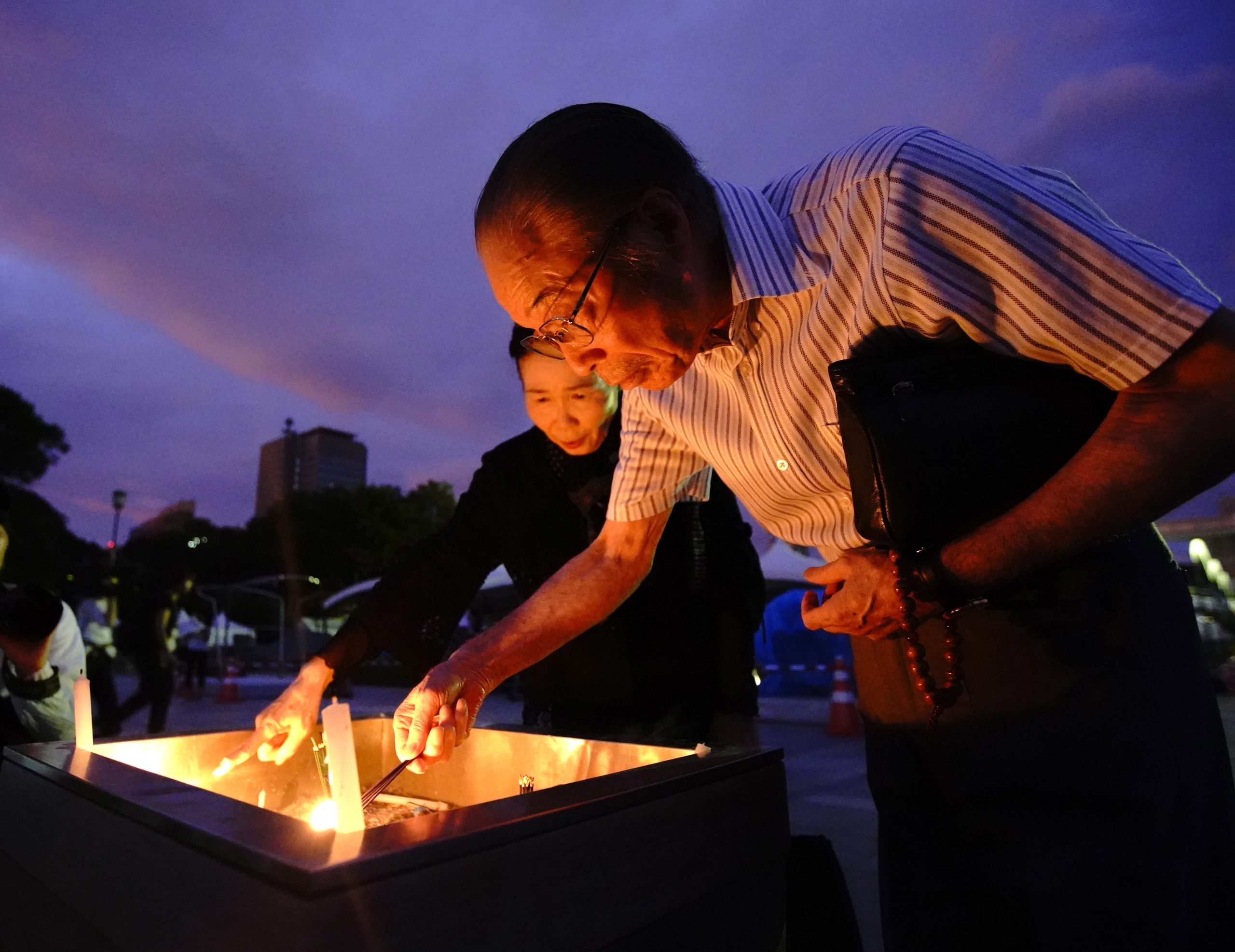 Hiroshima pede eliminação de armas nucleares no aniversário de bombardeamento atómico