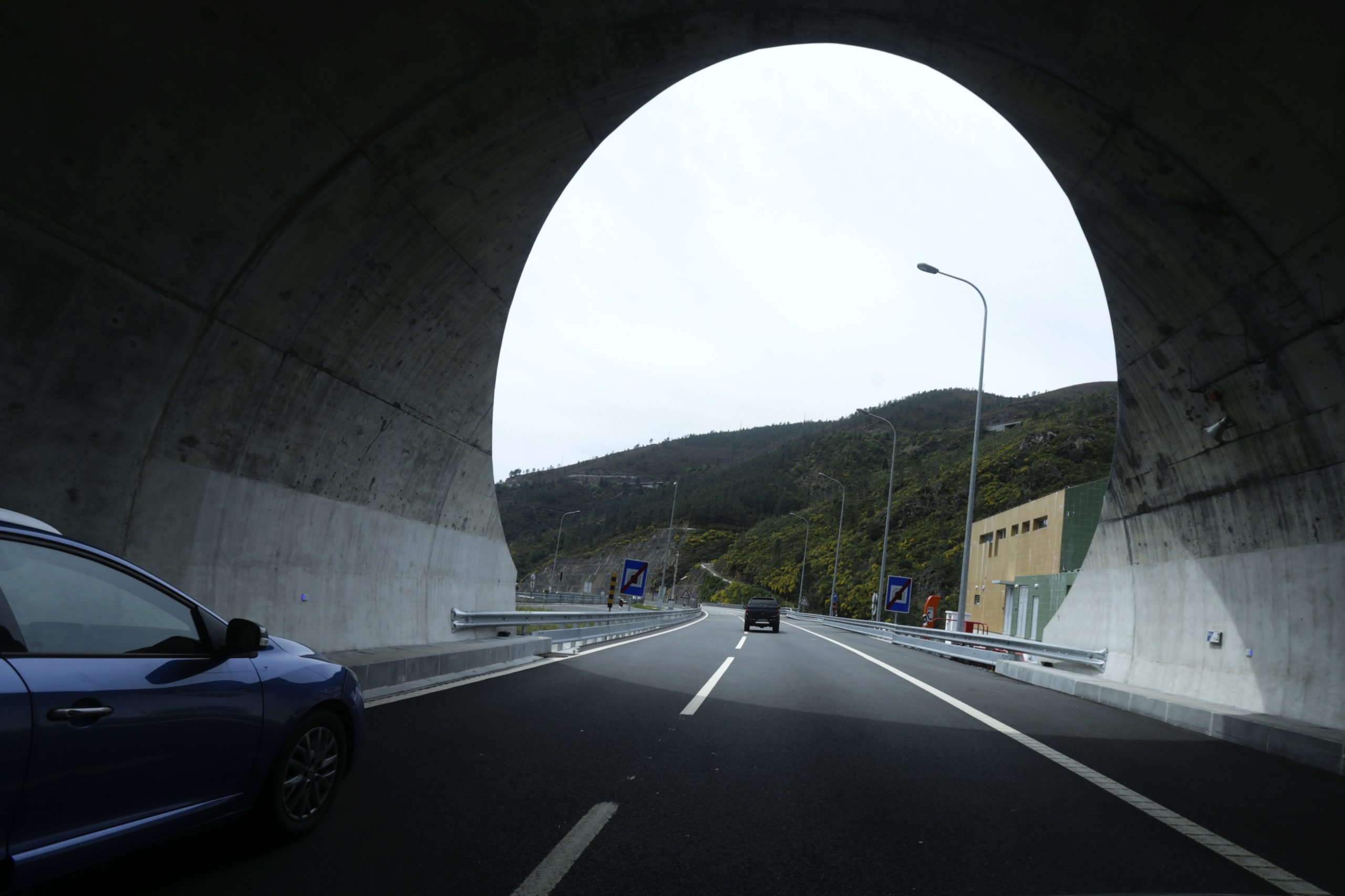 Túnel do Marão com trânsito condicionado para trabalhos de reparação