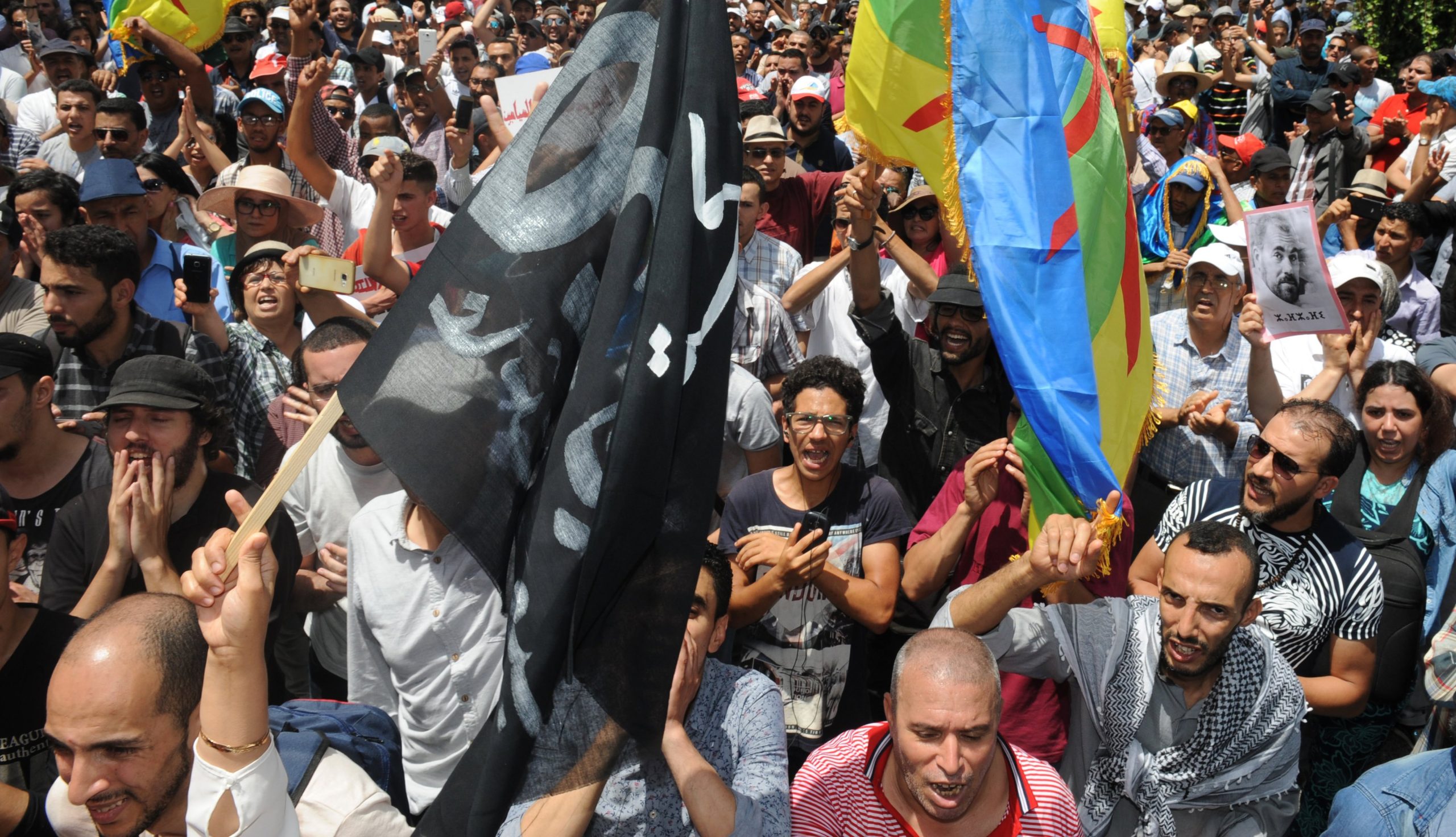 Vários feridos em concentração dispersada pela polícia no norte de Marrocos