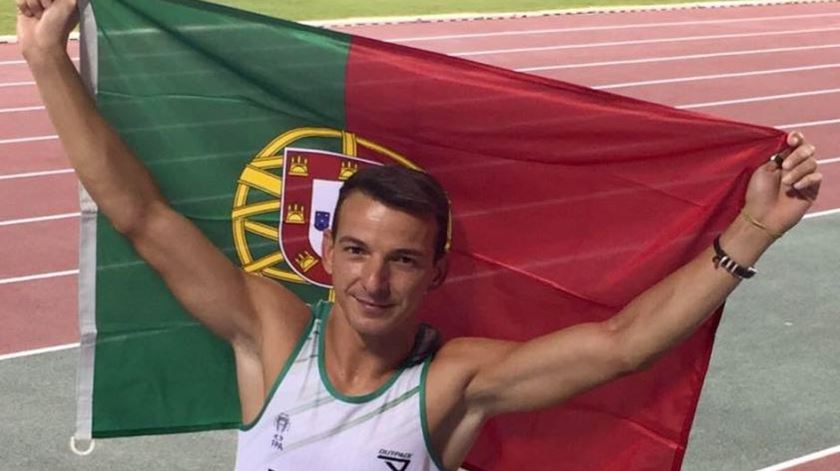 Parlamento aprova voto de louvor ao atleta paralímpico Lenine Cunha