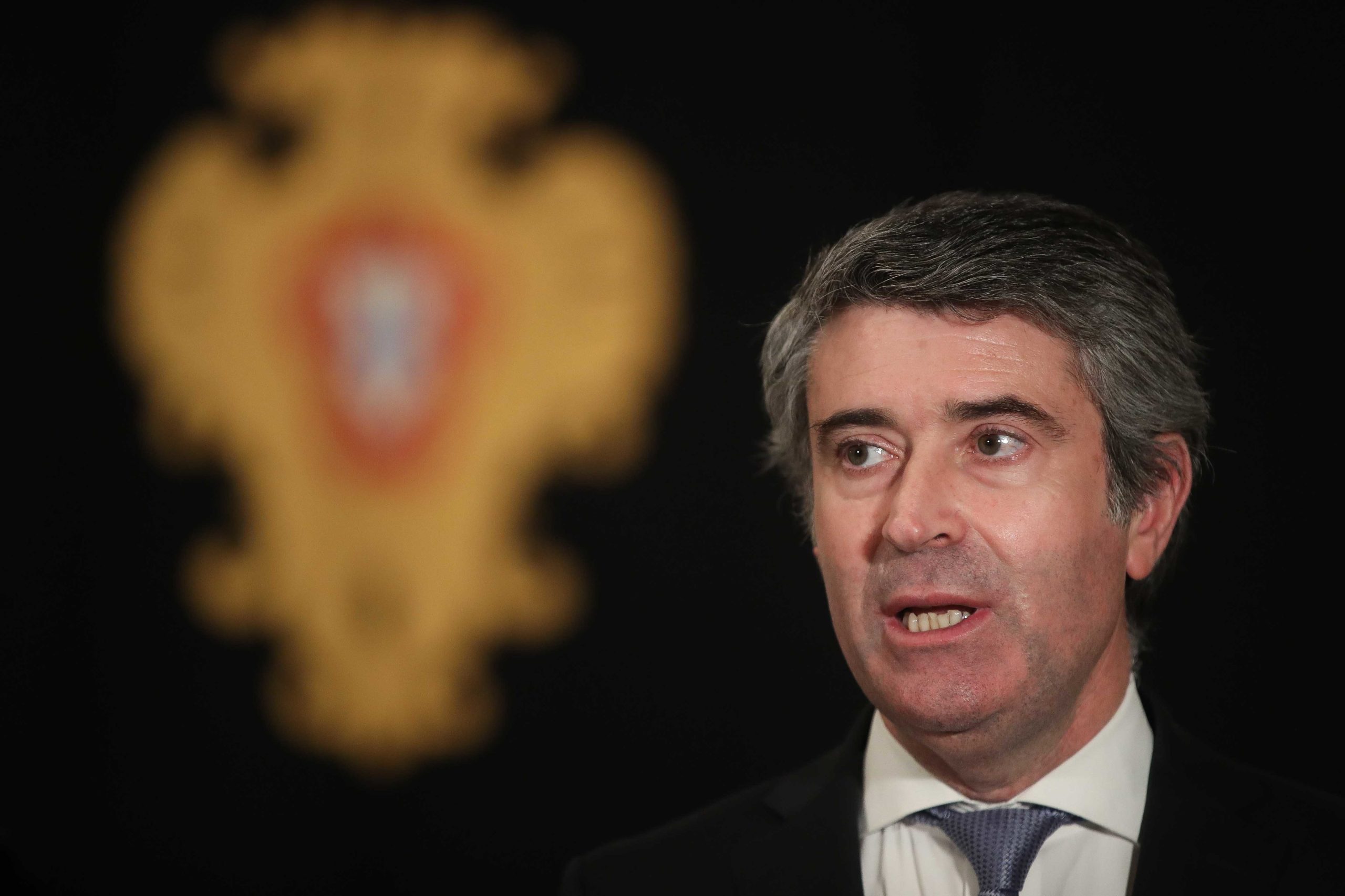 PS quer compreender o que leva cidadãos a procurar soluções de política alternativa “que contendem” com valores constitucionais