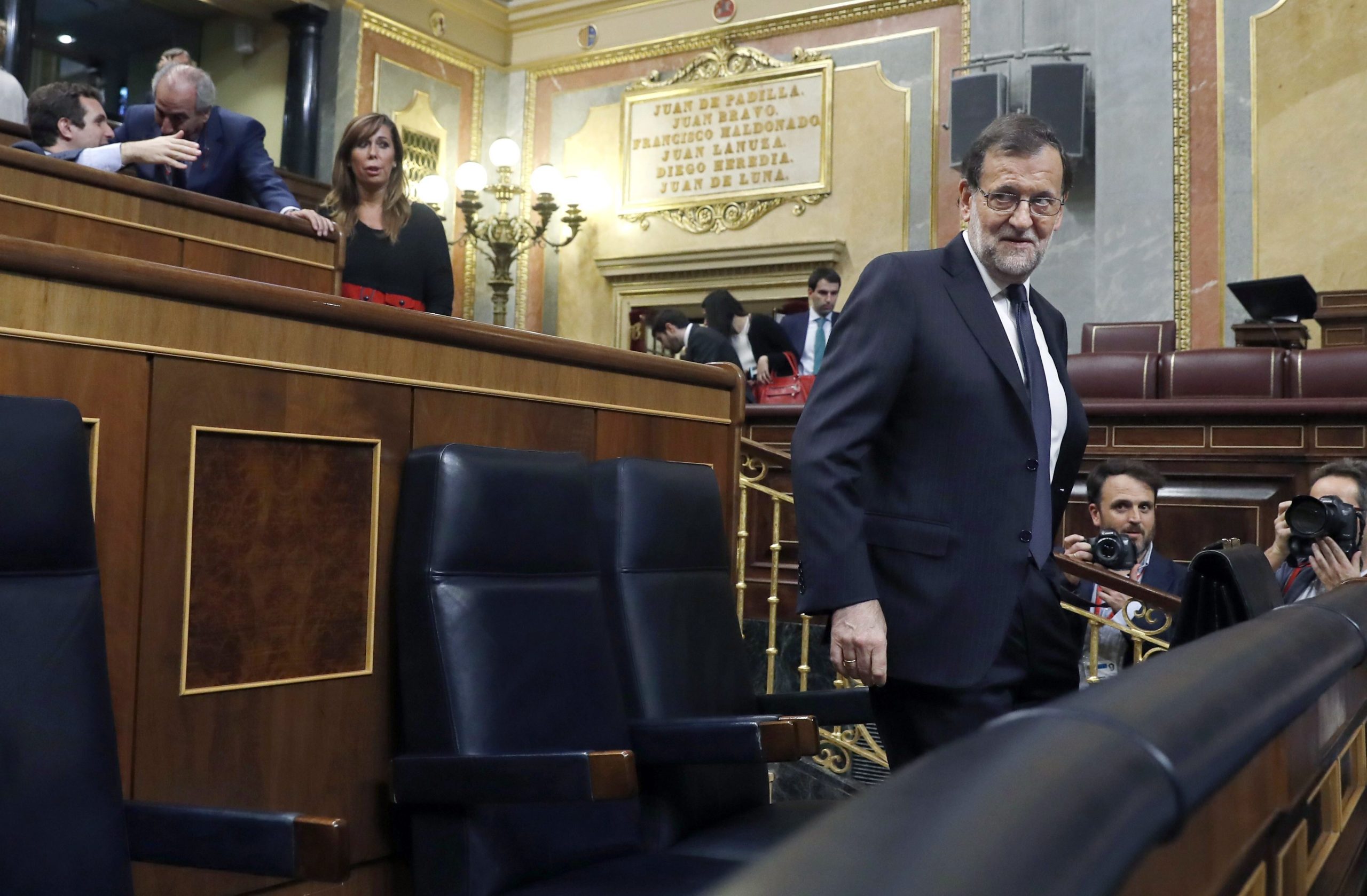 314 dias depois, Rajoy sucede a Rajoy à frente do governo em Espanha
