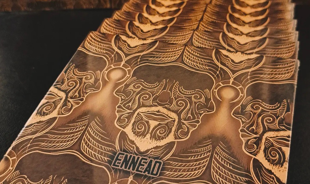“Ennead”. Poemas e música dos Albaluna mostram “a voz nostálgica e o grito de protesto”