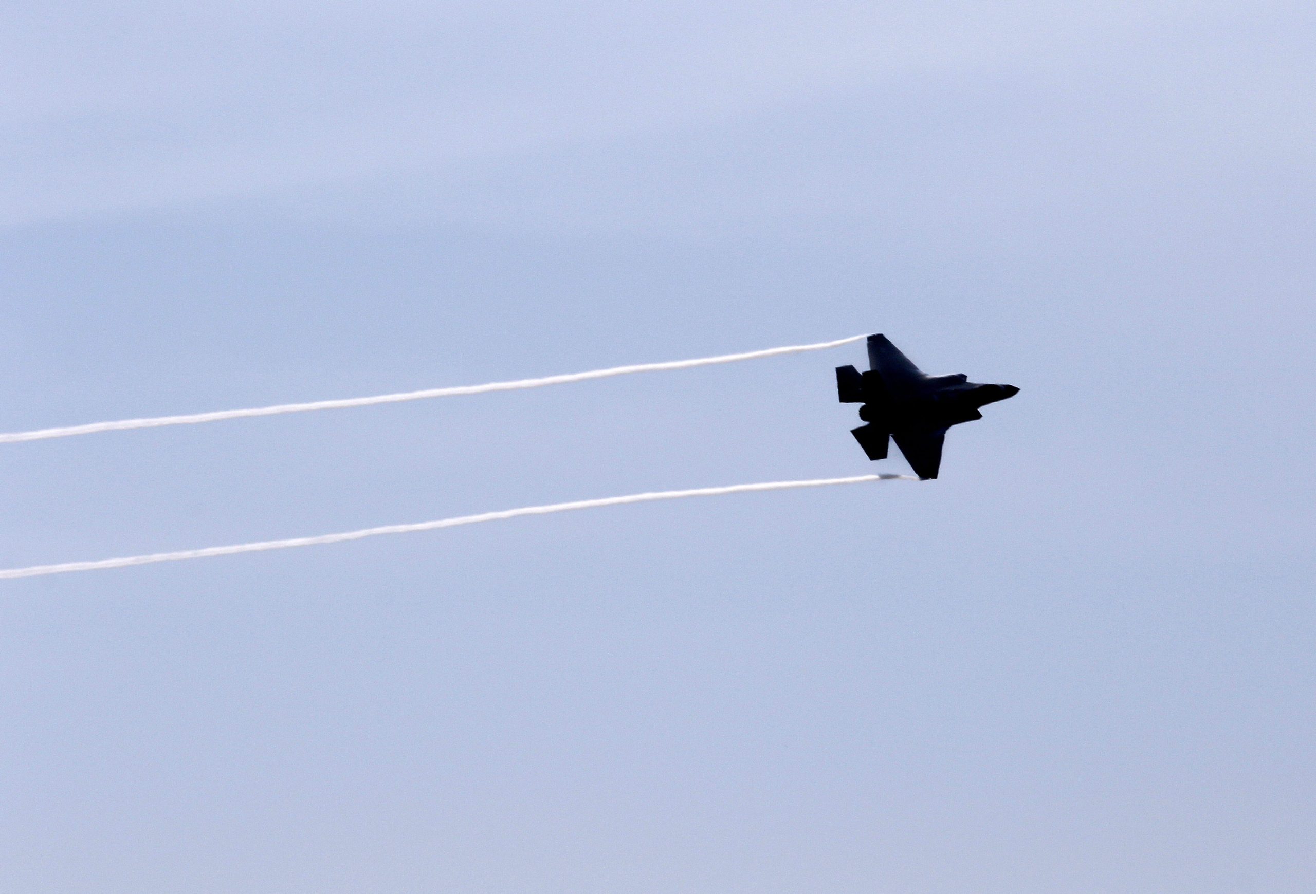 F-35 britânico cai no Mar Mediterrâneo