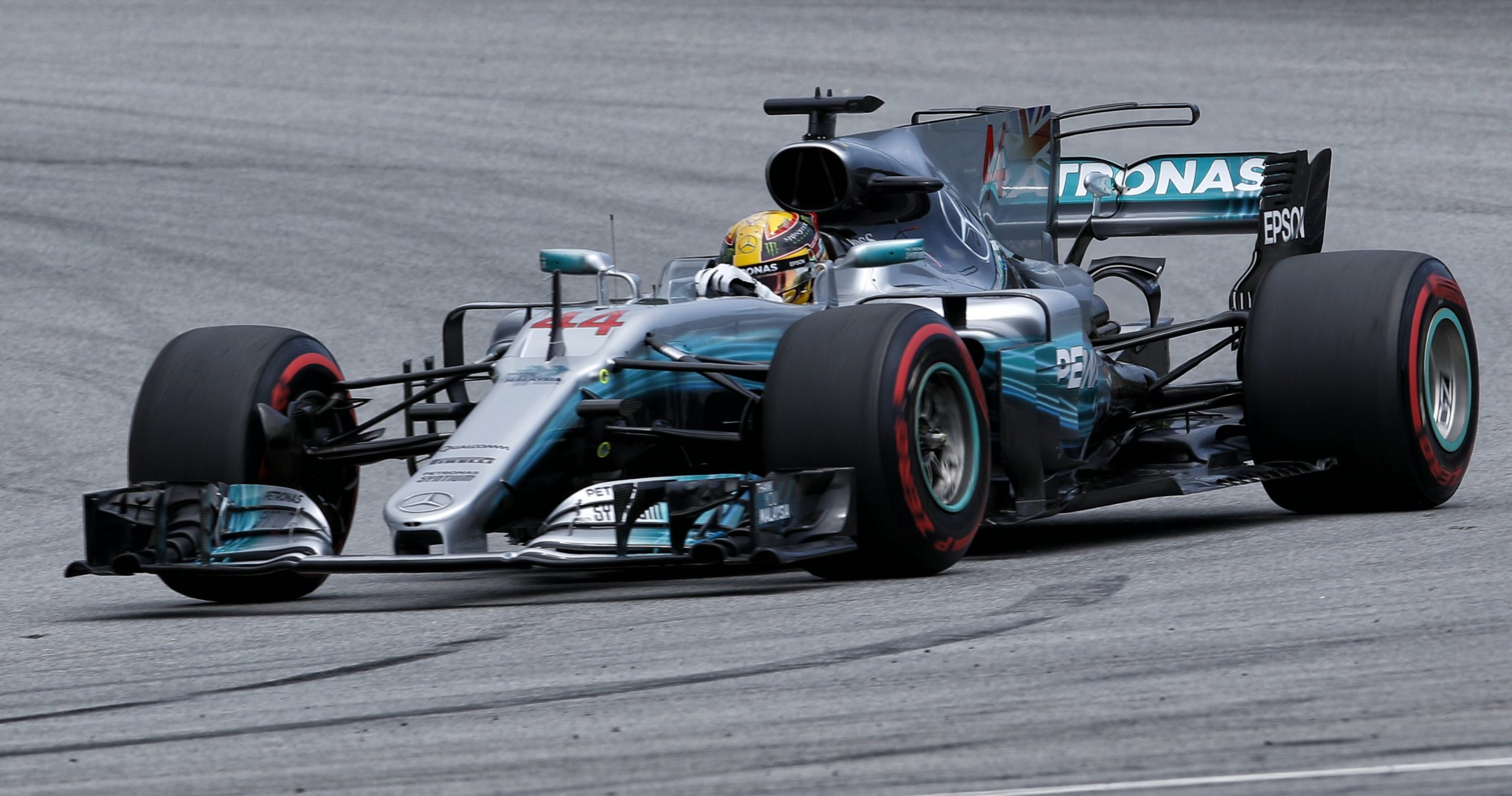 Fórmula 1: Hamilton parte da primeira posição para o GP da Malásia