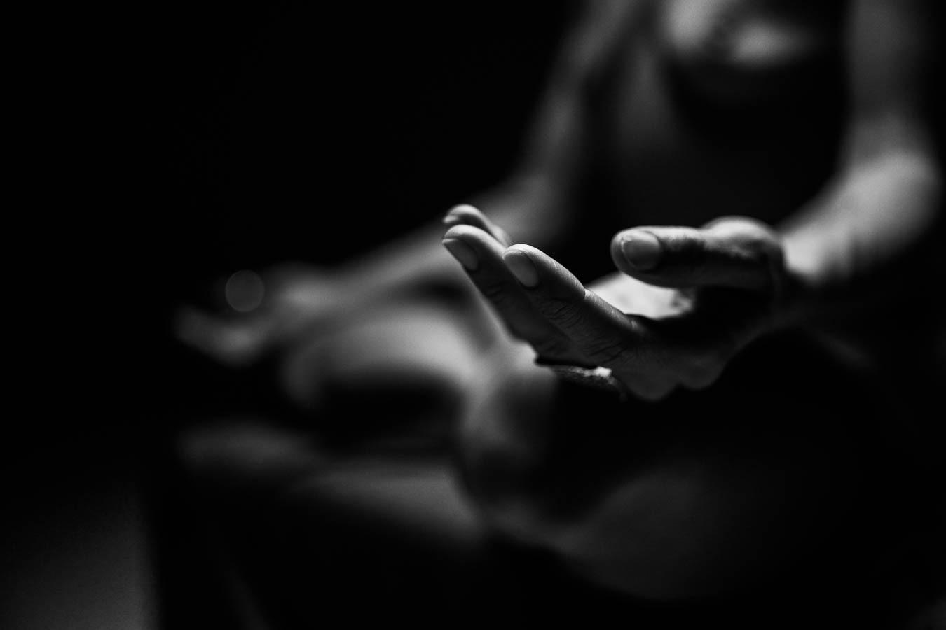 Ioga Nu, um dos “poucos espaços onde a nudez é abordada como uma coisa natural e onde não existe sexualização”