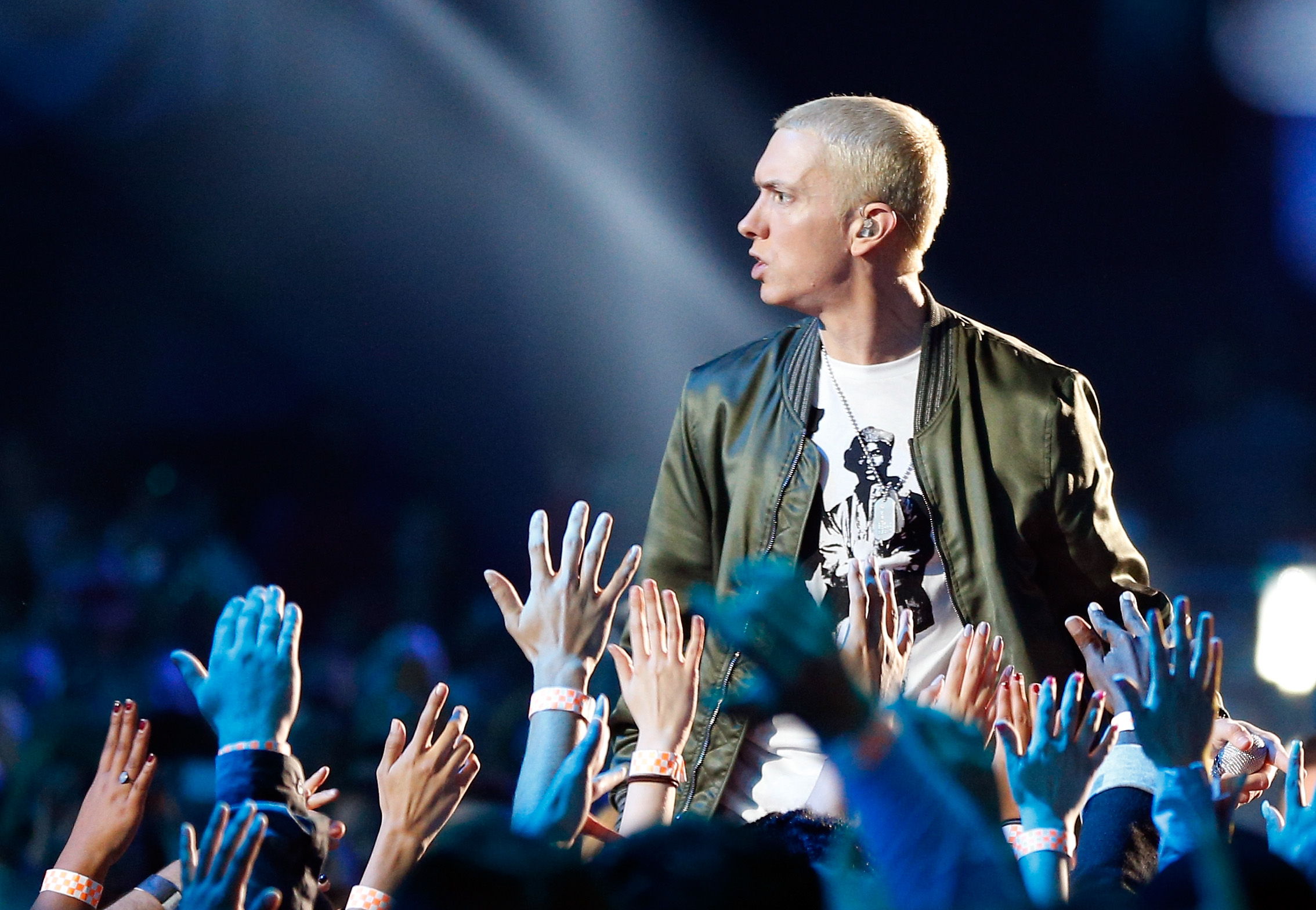 Ex-colaborador de Eminem acusado de roubar e vender músicas do cantor