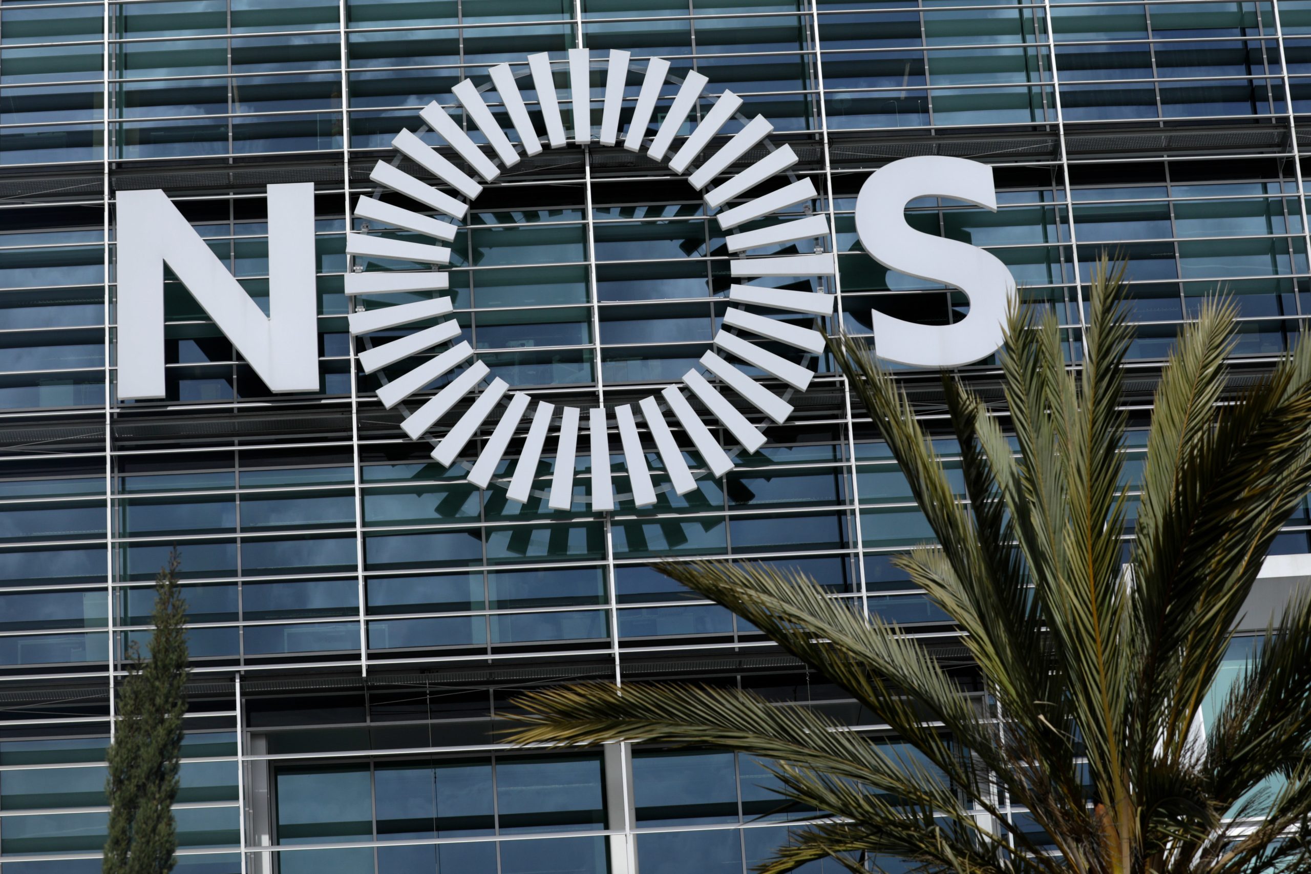 Sonae compra 7,38% da NOS e vai passar a deter 33,45% da operadora após dissolução da ZOPT