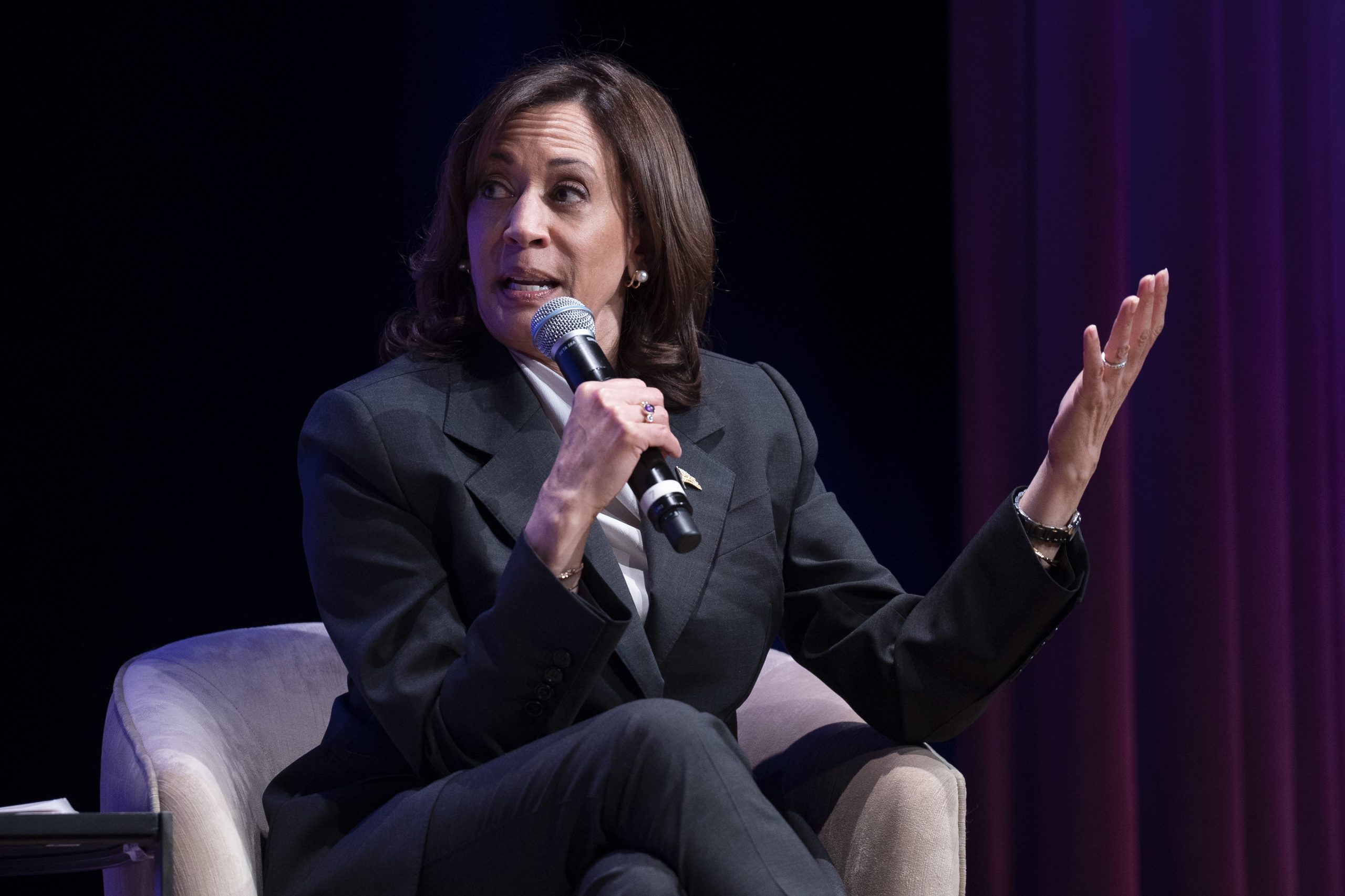 Inteligência Artificial: Kamala Harris lembra as empresas do dever “moral” de proteger