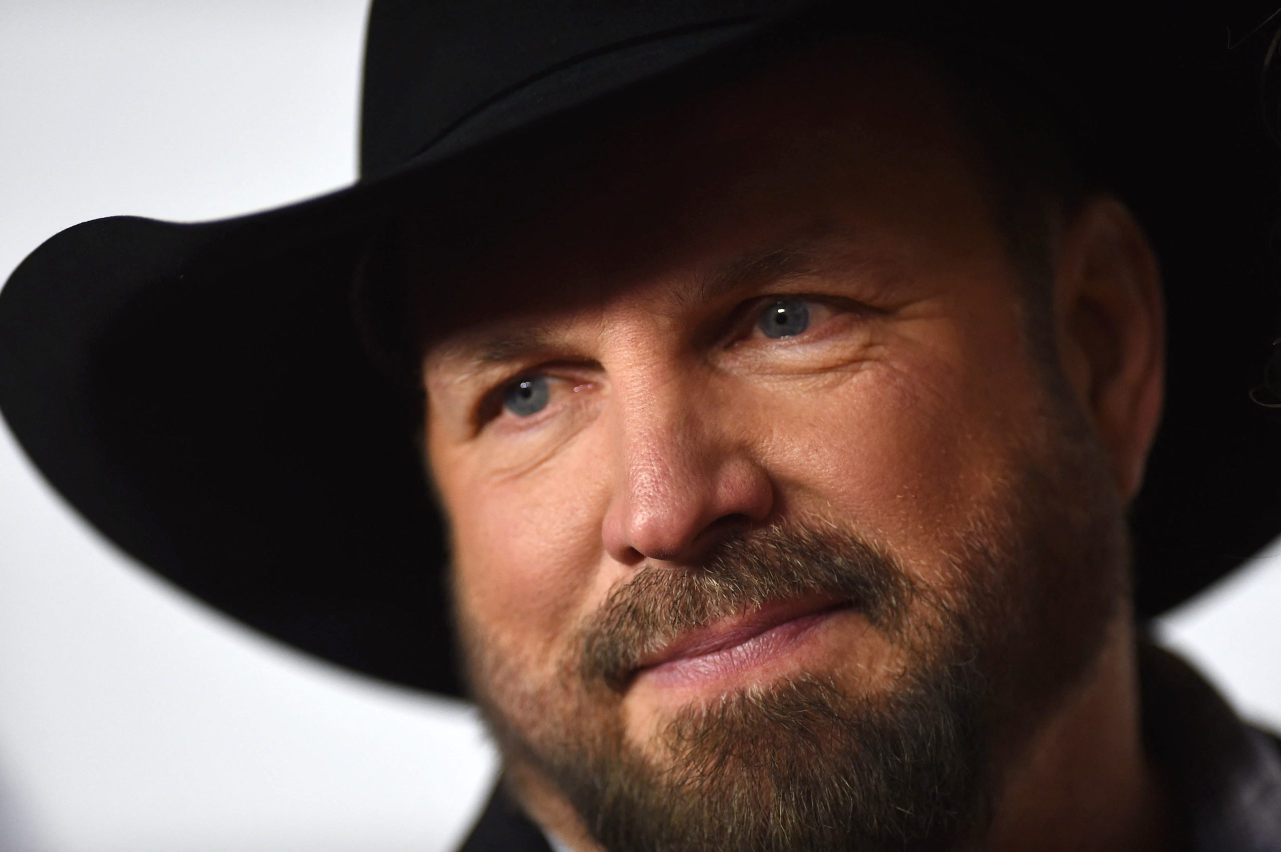 Garth Brooks, estrela da música country, acusado de violação