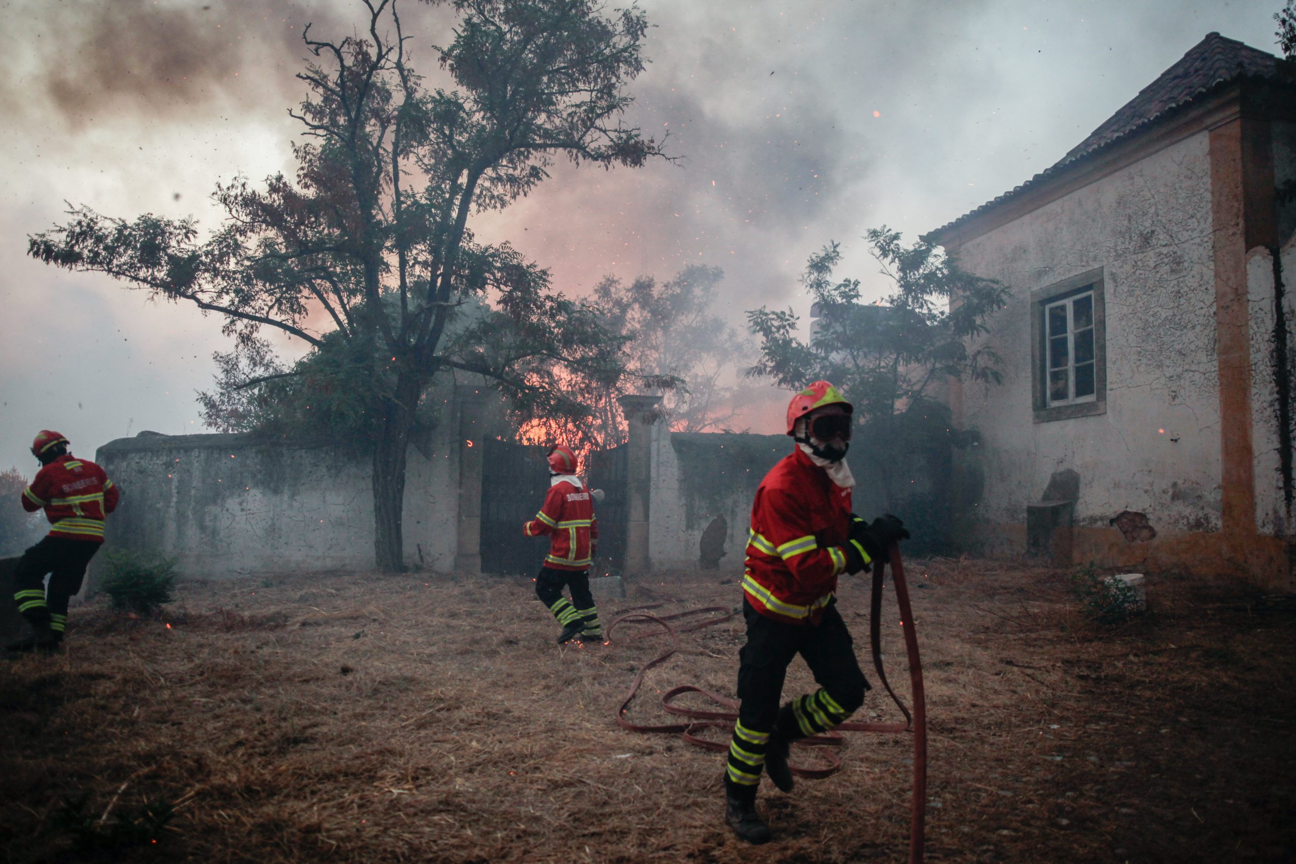 Dois incêndios em Abrantes “sem risco para pessoas”