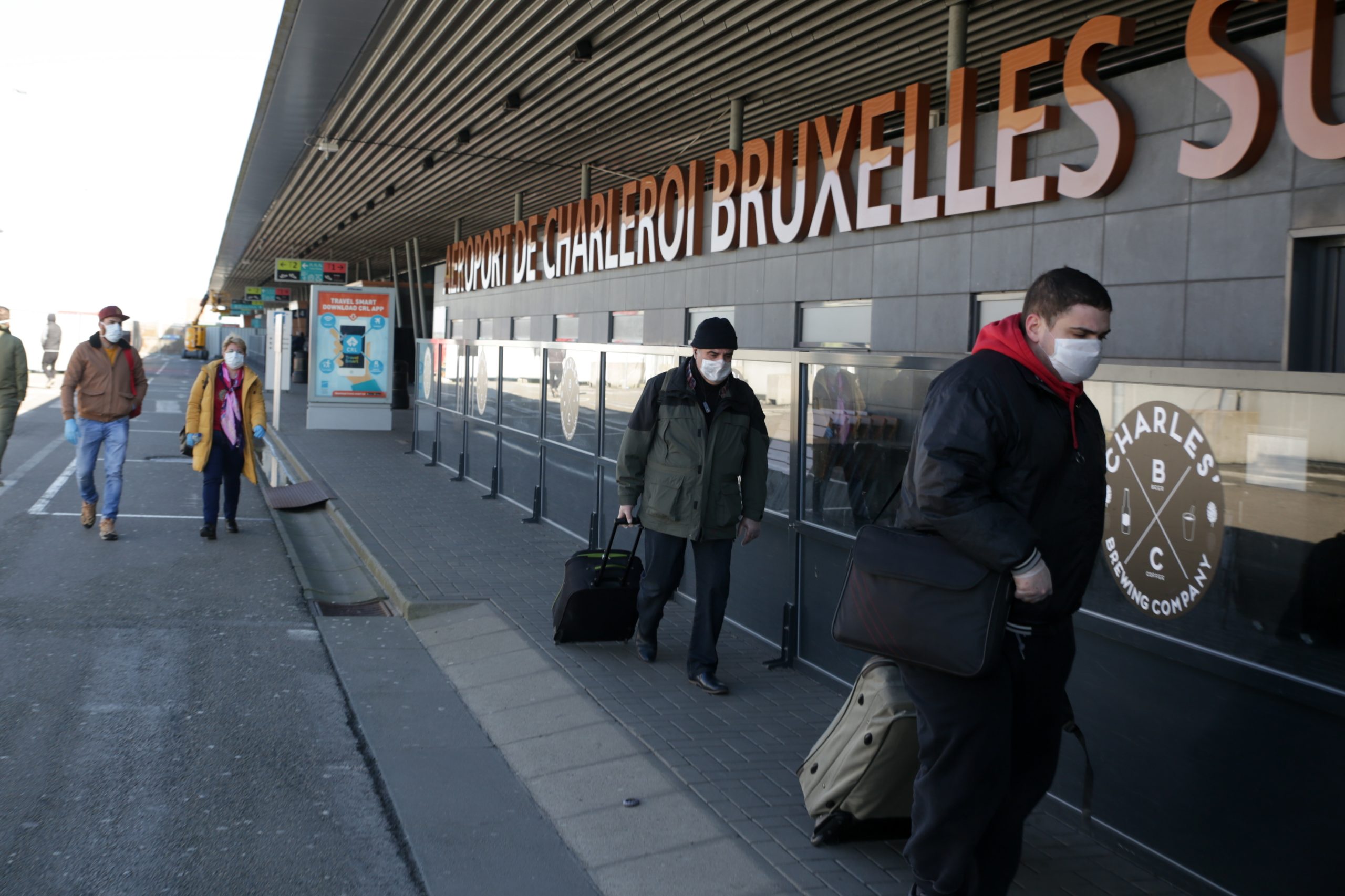 Reportagem. Aeroporto de Bruxelas com dificuldades no arranque do certificado digital