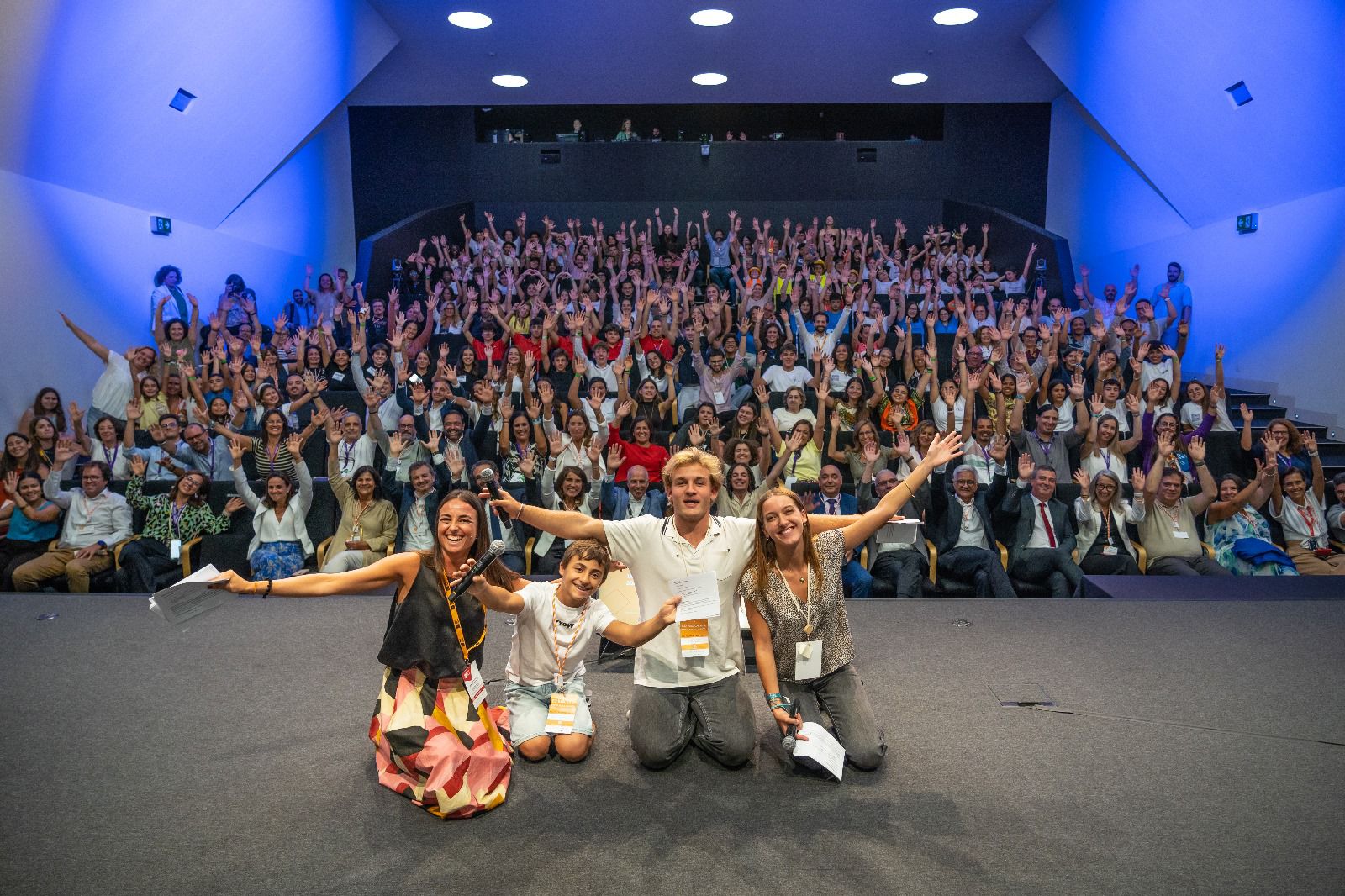 Inscrições abertas no Apps for Good: jovens desenvolvem soluções tecnológicas para a comunidade