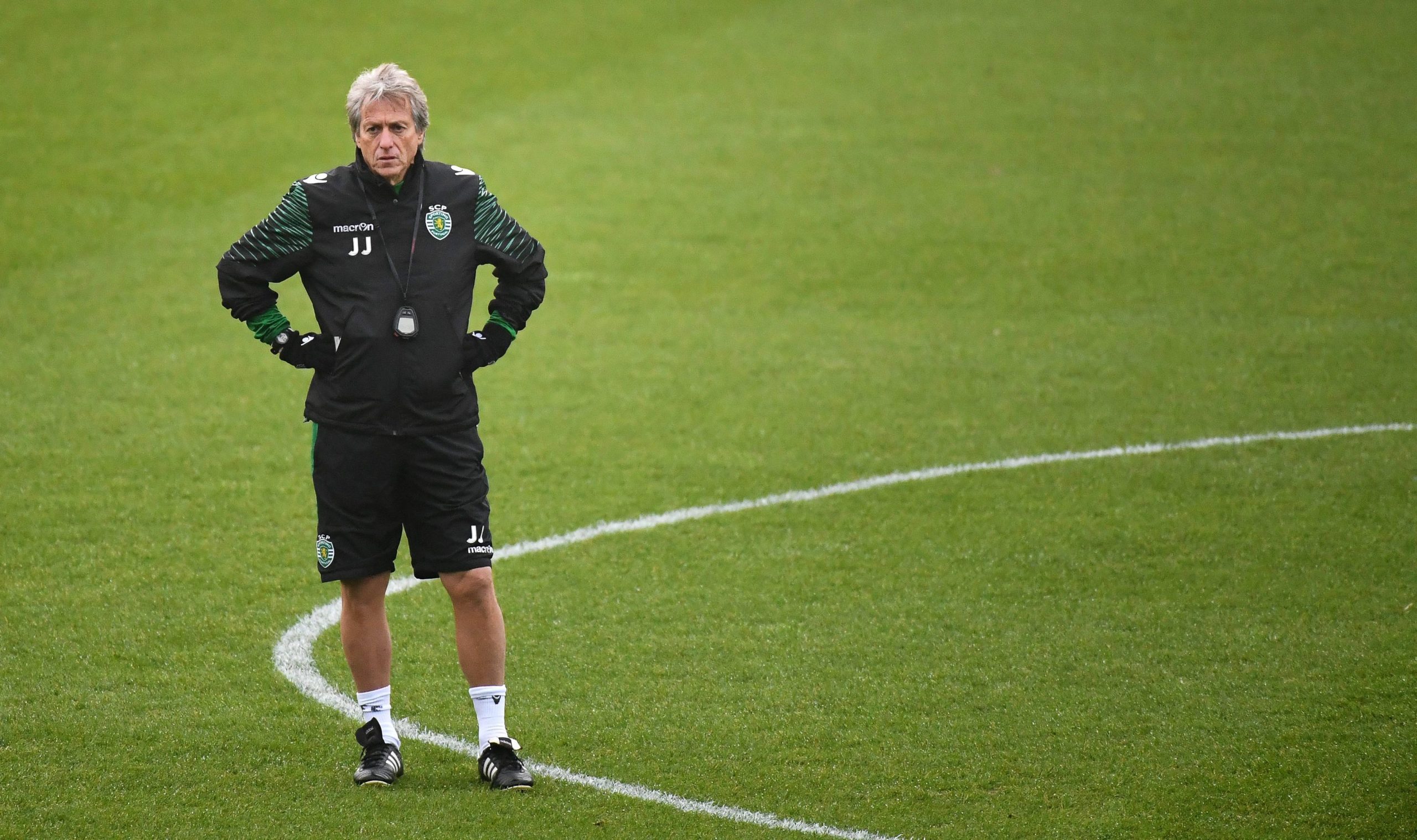 Antevisão Benfica-Sporting: Jorge Jesus confirma que Gelson Martins e Adrien Silva são dúvida