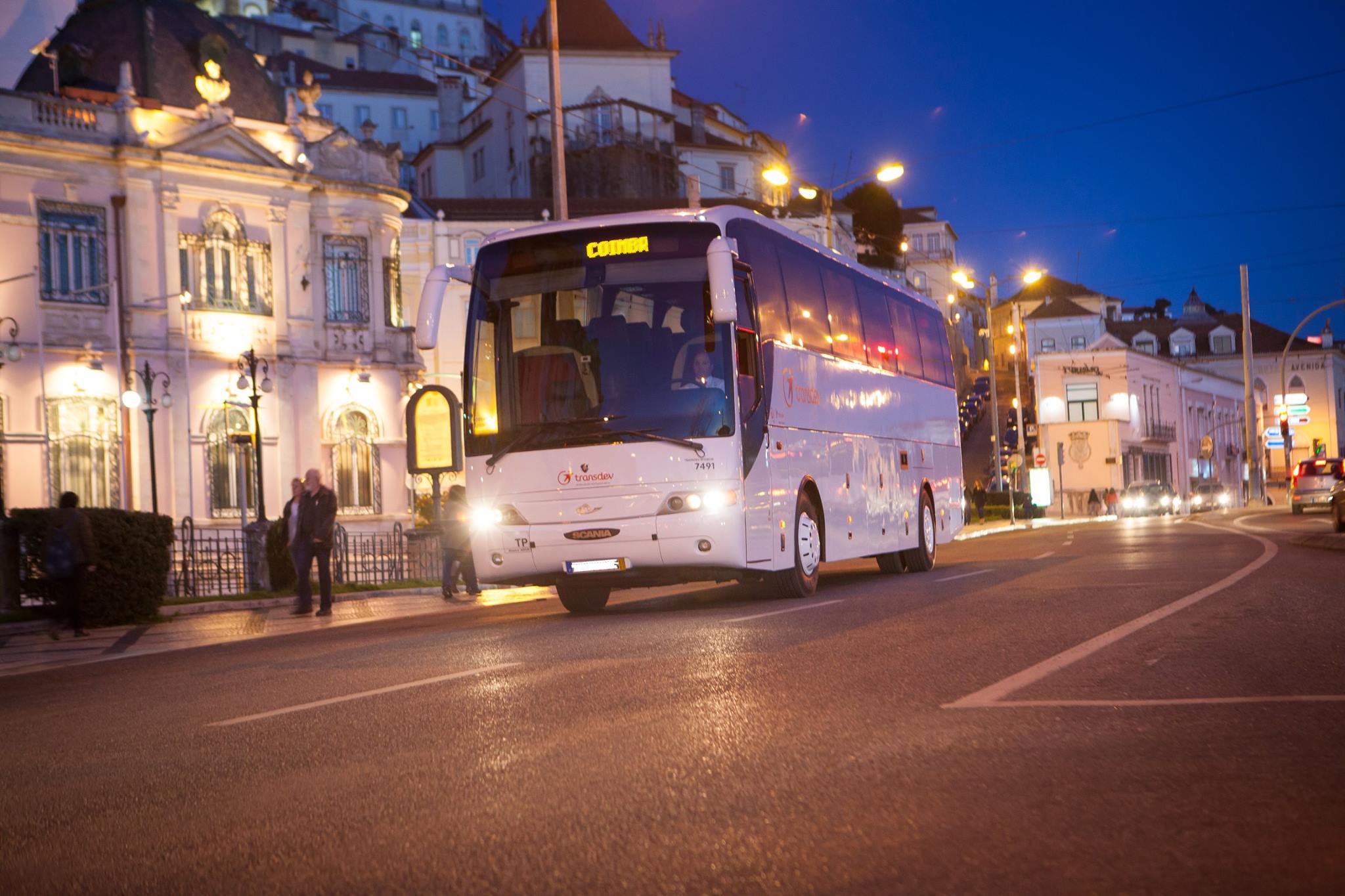 Covid-19: Transdev reativa rotas de transporte escolar na Região de Coimbra e Beira Baixa