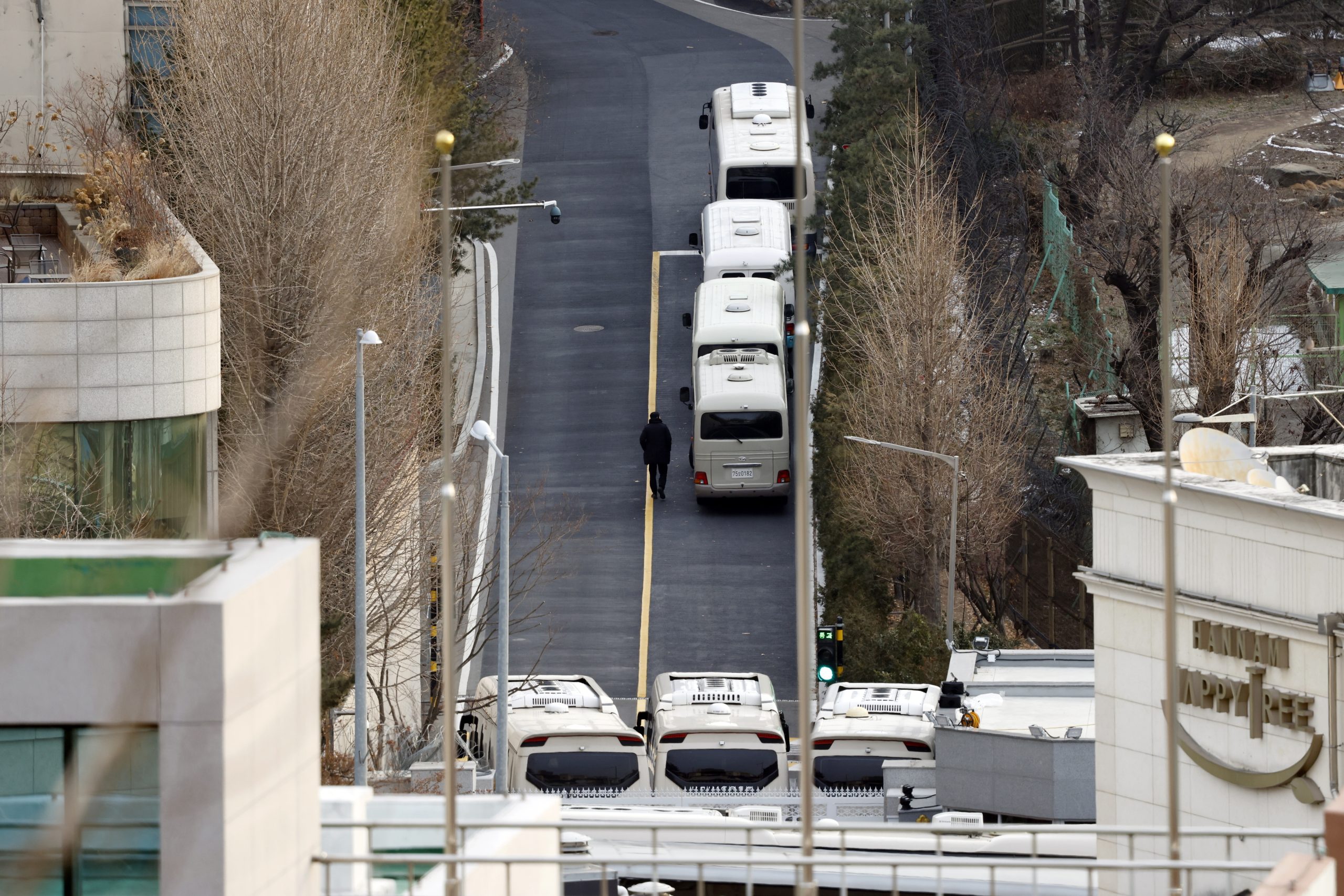 Onde está o presidente deposto da Coreia do Sul? Polícia desconhece paradeiro exato, mas considera que continua em casa