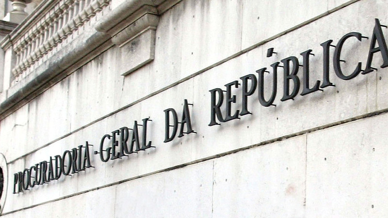 Colégios privados/grupo GPS: Dois ex-decisores públicos e cinco administradores acusados