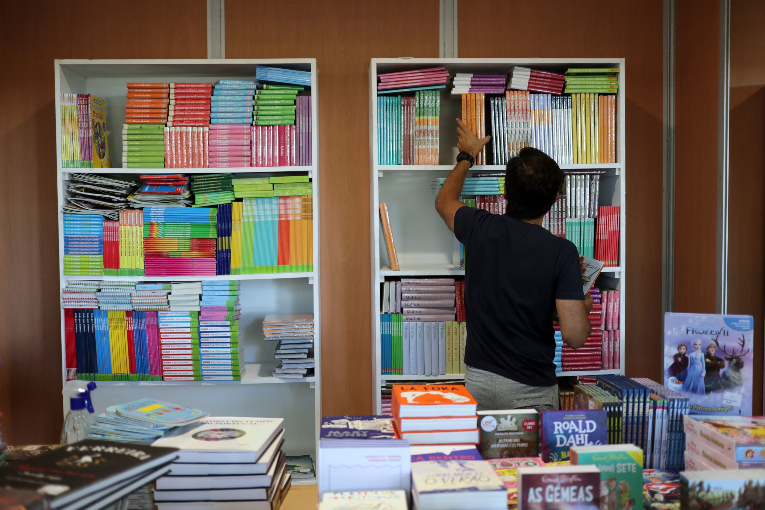 Feira do Livro do Porto leva 17 dias de concertos gratuitos aos Jardins do Palácio de Cristal